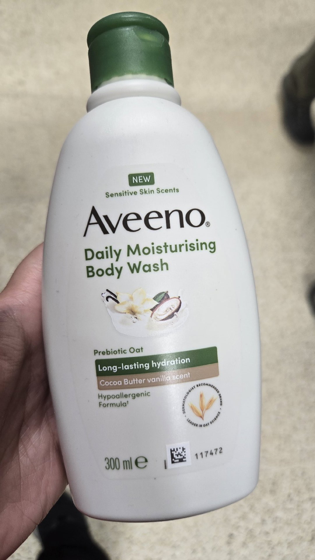 Aveeno Daily Moisturising Body Wash 300ml, Aveeno, 300 ml, New condition — preloved on SilentSale®
