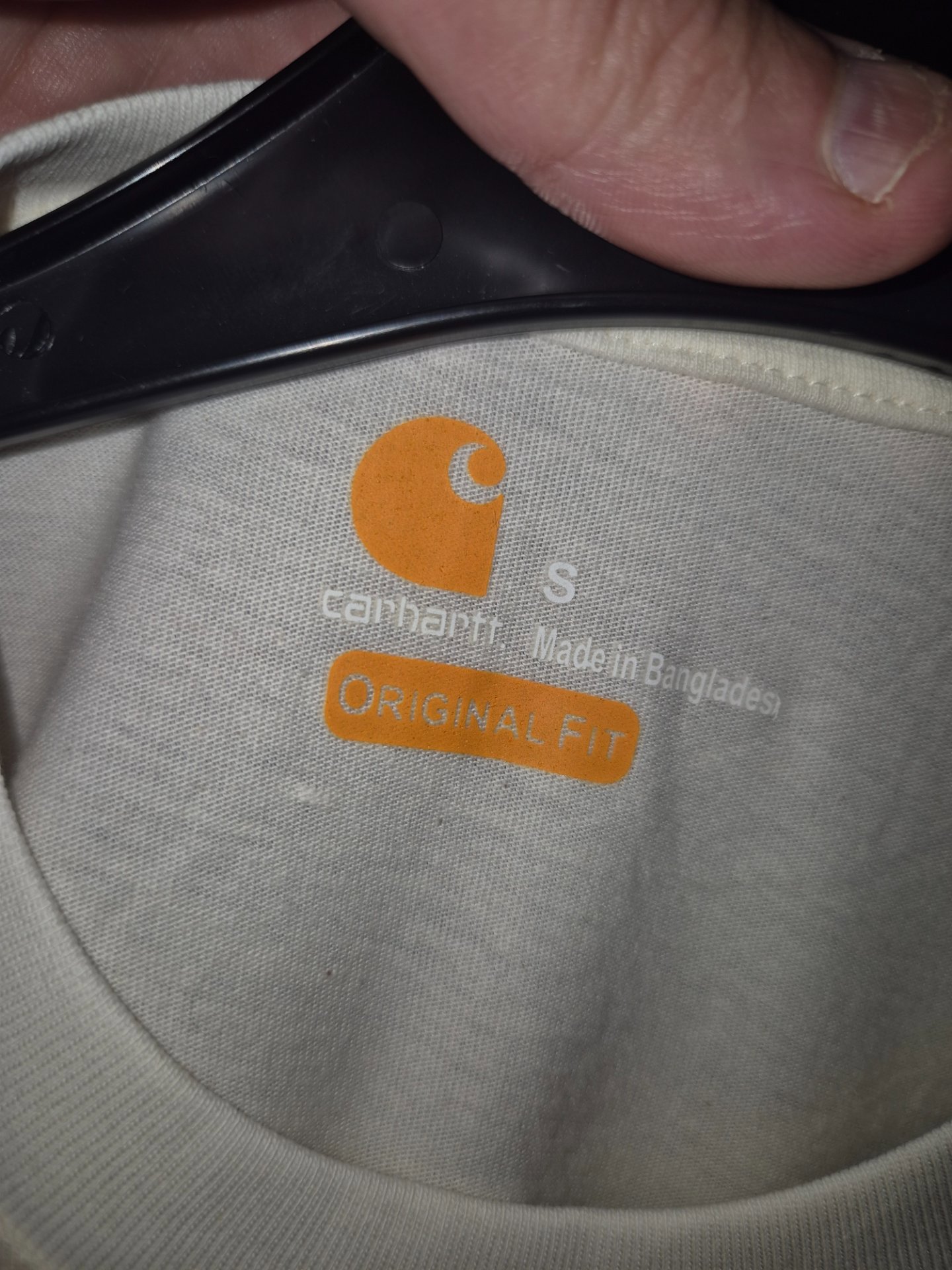 Carhartt Cream Original Fit Logo T-Shirt – Size S, Carhartt, S, New condition — preloved on SilentSale®