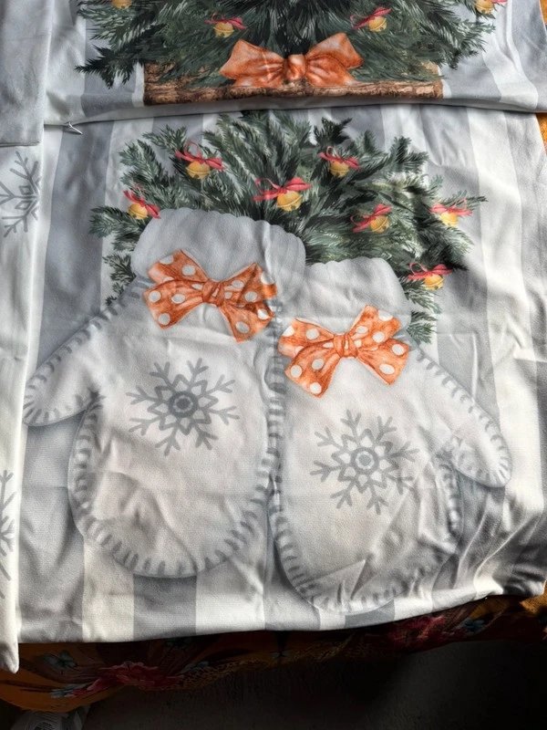 Christmas cushion covers x4, The Range, 60 x 60 cm, Excellent condition — preloved on SilentSale®