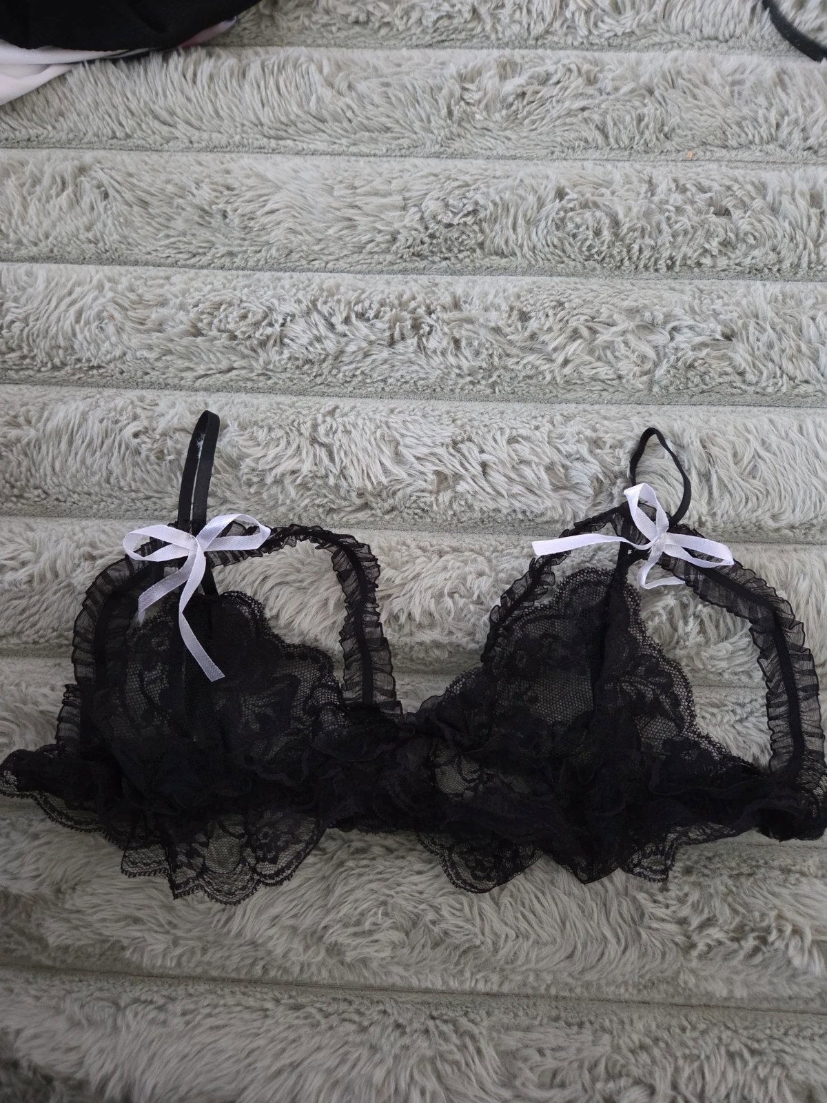 Black Lace Sexy Lingerie Set, Amazon Essentials, L, New condition — preloved on SilentSale®