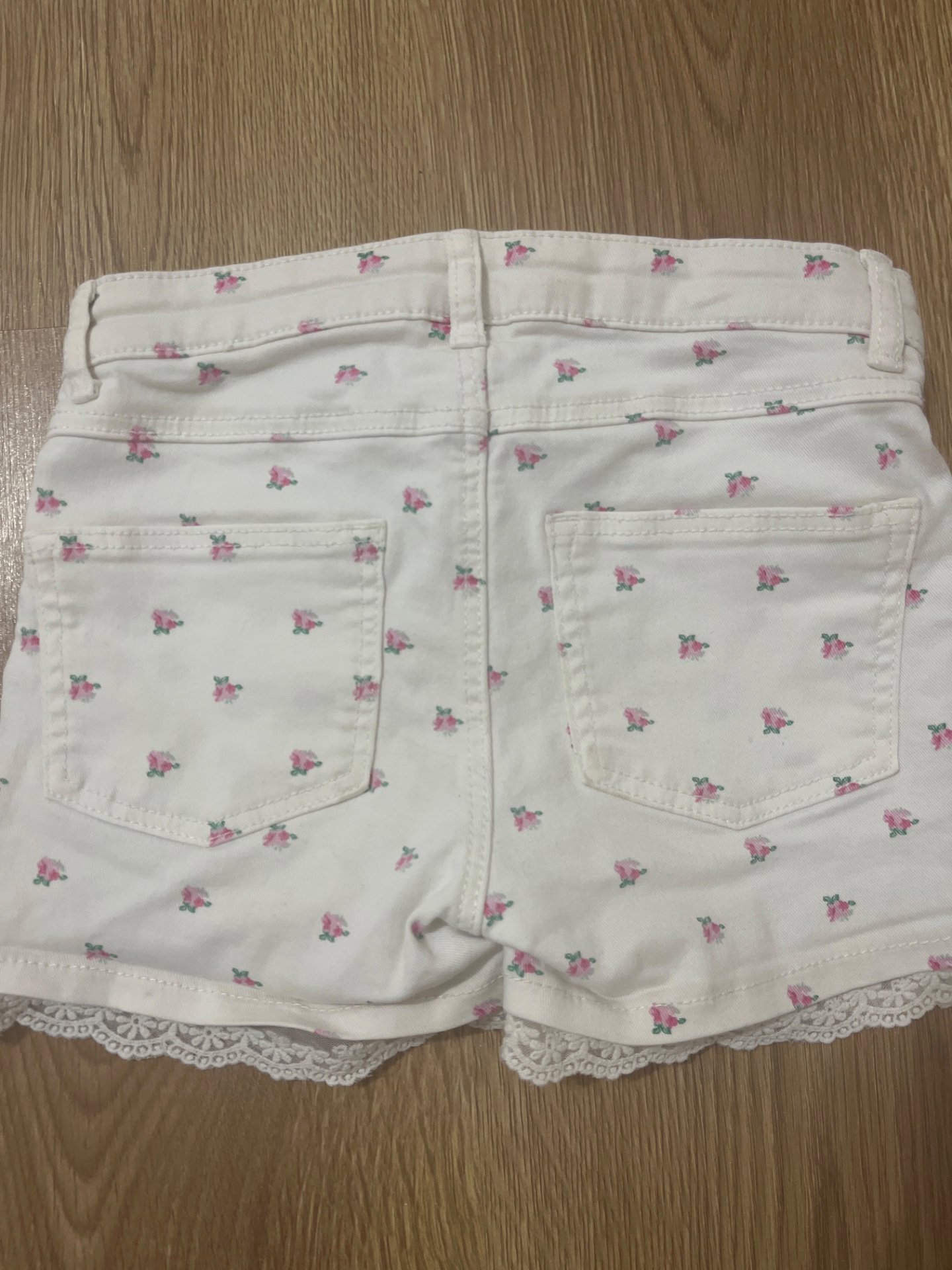 Girls Shorts with Lace Trim, H&M, 6-7 years, Excellent condition — preloved on SilentSale®