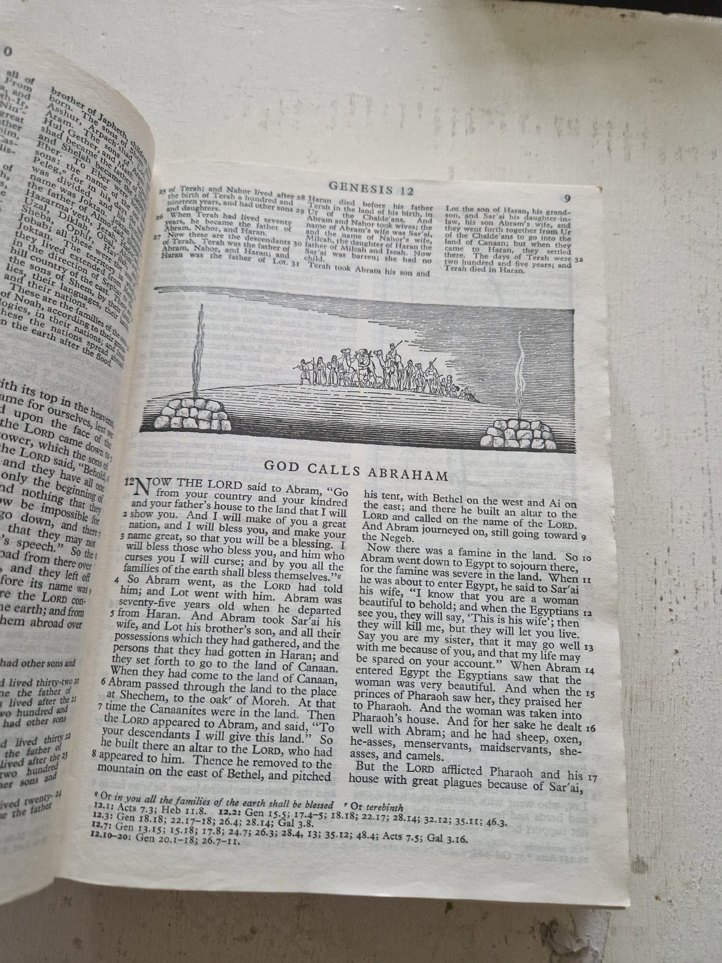 Revised Standard Version (RSV) Bible, hardcover edition, Vintage, Hardback, Excellent condition — preloved on SilentSale®