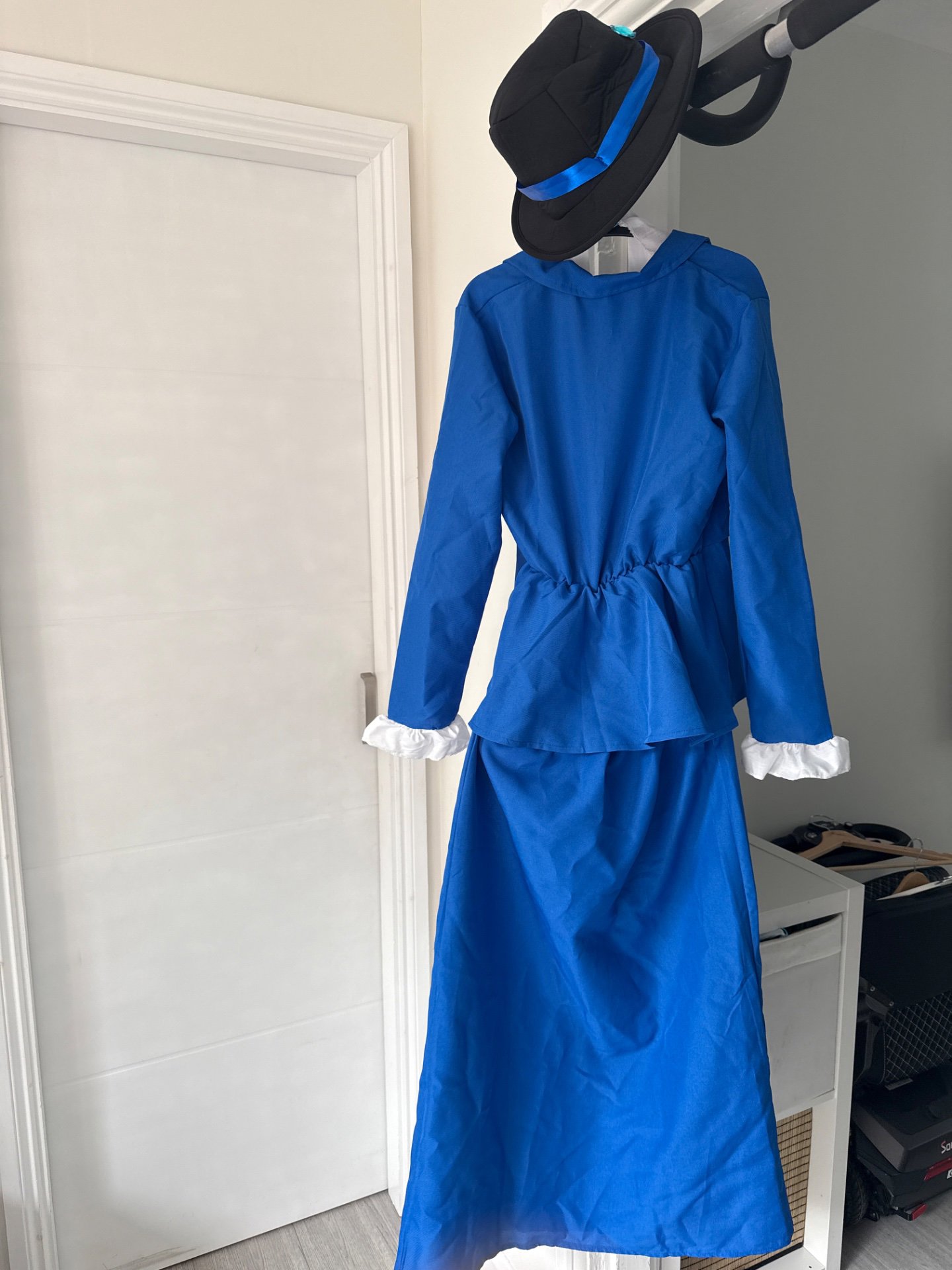 Mary Poppins Costume with Hat, Fun Shack, 13 years, Excellent condition — preloved on SilentSale®