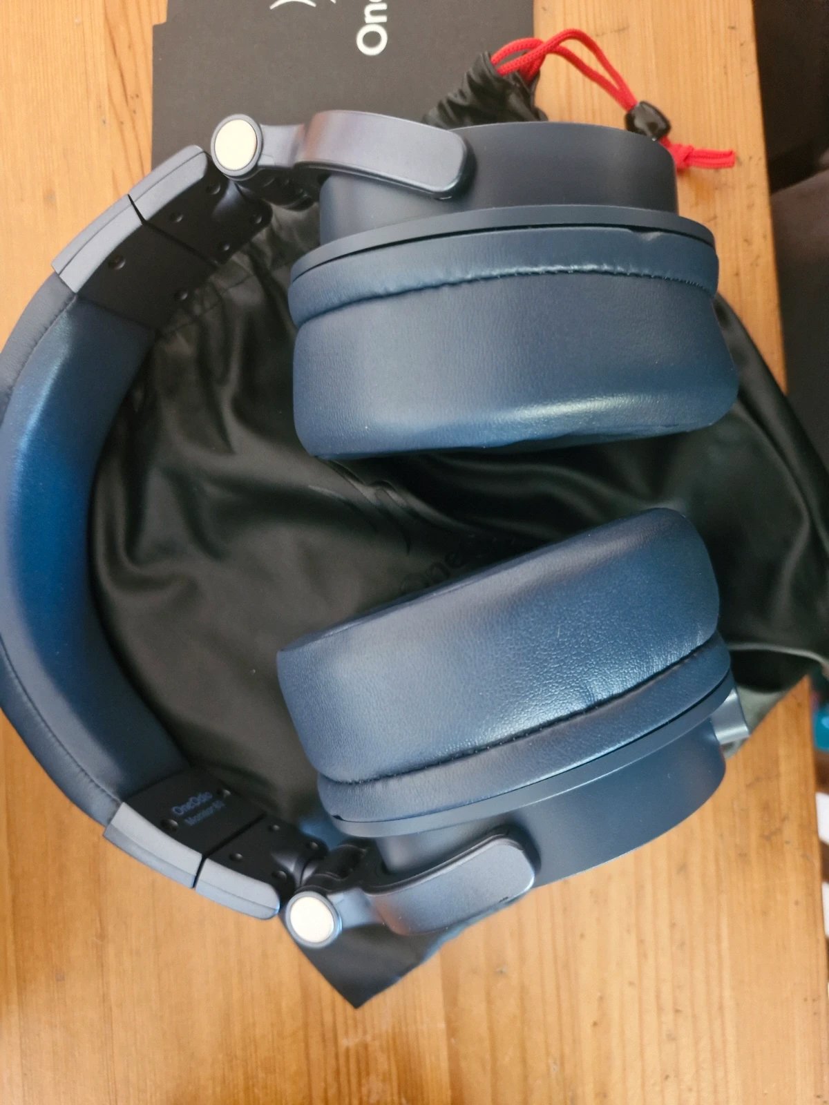 Oneodio monitor 60 dj headphones, OneOdio, One Size, New condition — preloved on SilentSale®