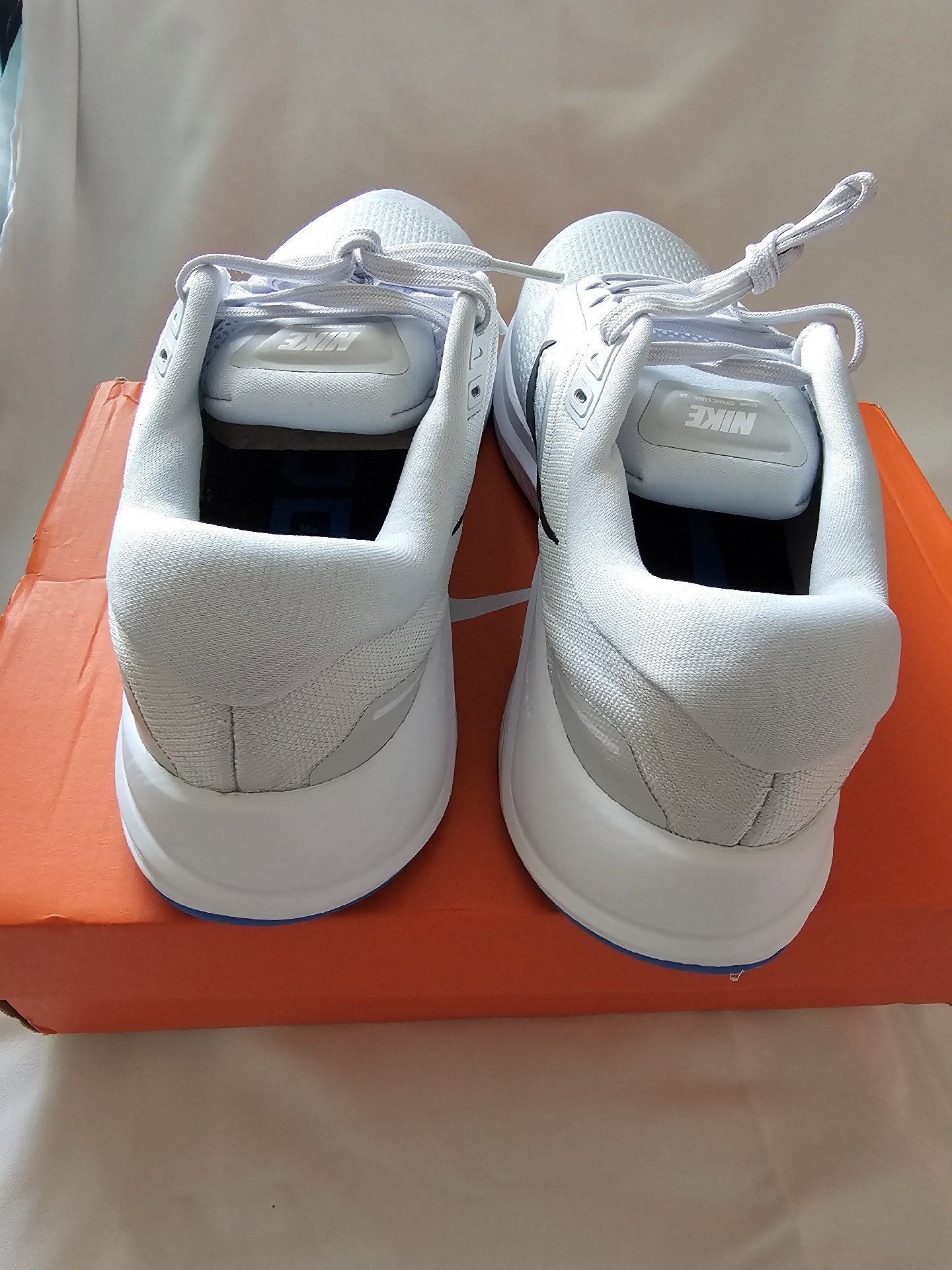 Nike White Zoom structure 24 Running Trainers – UK 10.5, Nike, 10.5, New condition — preloved on SilentSale®