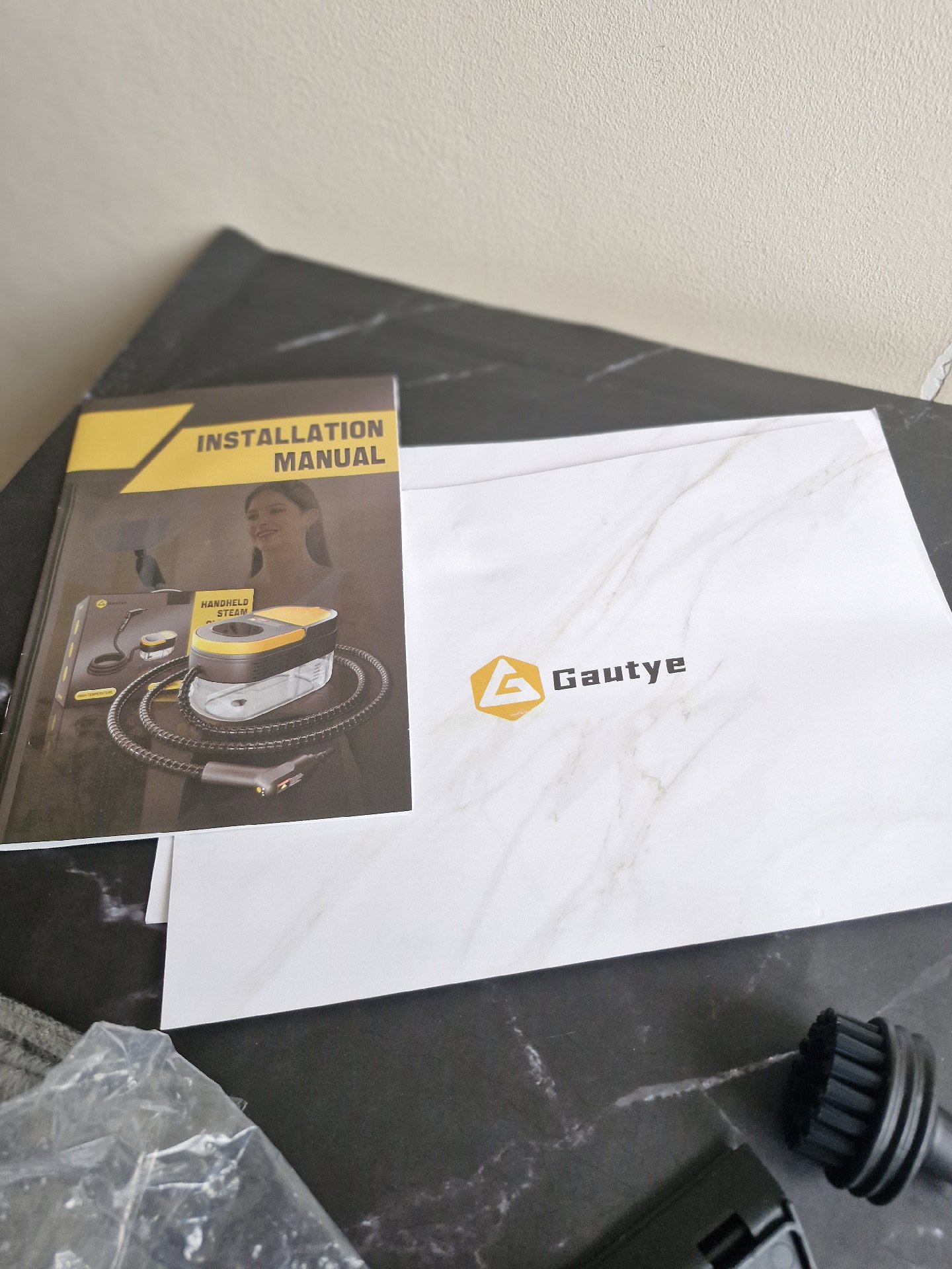 Stanley Portable Air Compressor Pump, Stanley, One Size, Excellent condition — preloved on SilentSale®