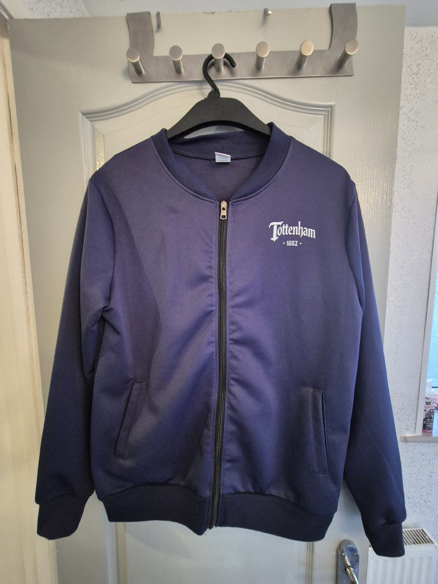 Tottenham tracksuit rop, Tottenham, Small, Excellent condition — preloved on SilentSale®