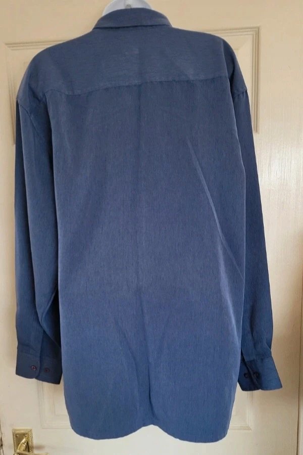 Men's shirt size L long sleeved 2tone, Focus, L, Excellent condition — preloved on SilentSale®