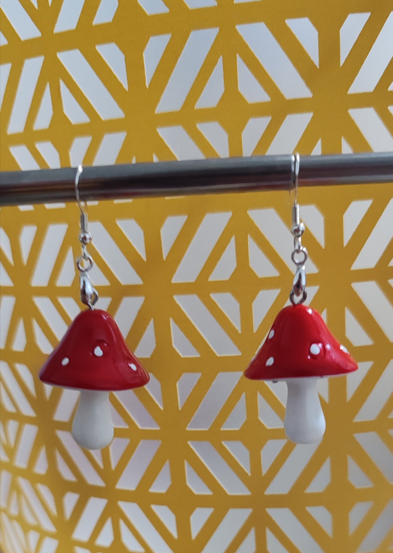 Beatful earings, Other, One Size, New condition — preloved on SilentSale®