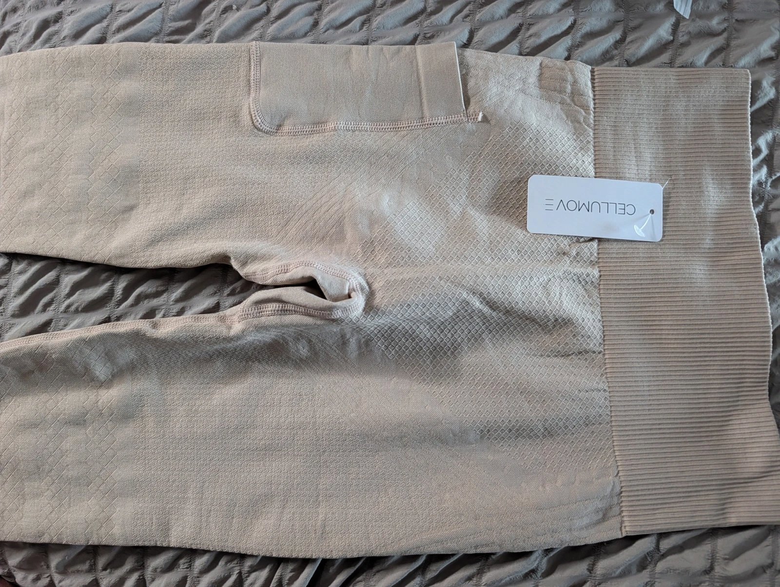 Cellumove Biege Leggings with Pockets S, Cellumove, S, New condition — preloved on SilentSale®