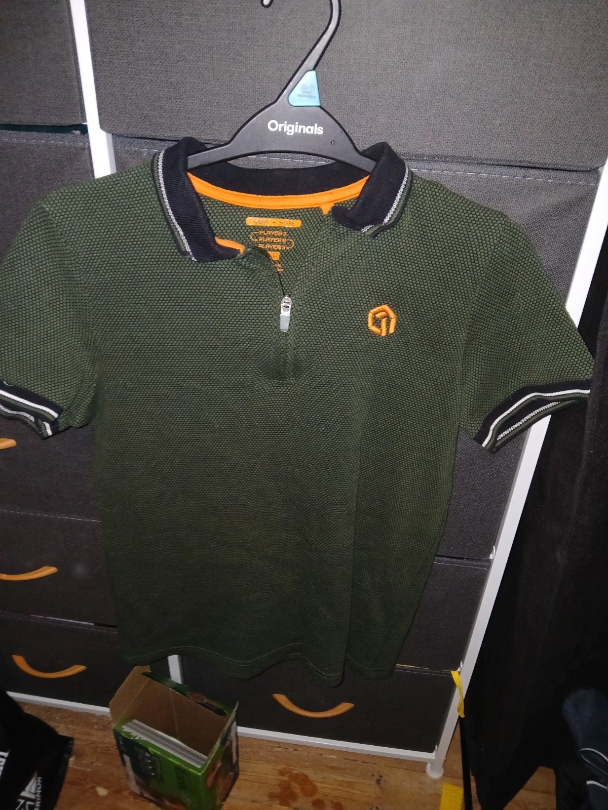 Green polo top, F&F, 12 years / 152 cm, Excellent condition — preloved on SilentSale®