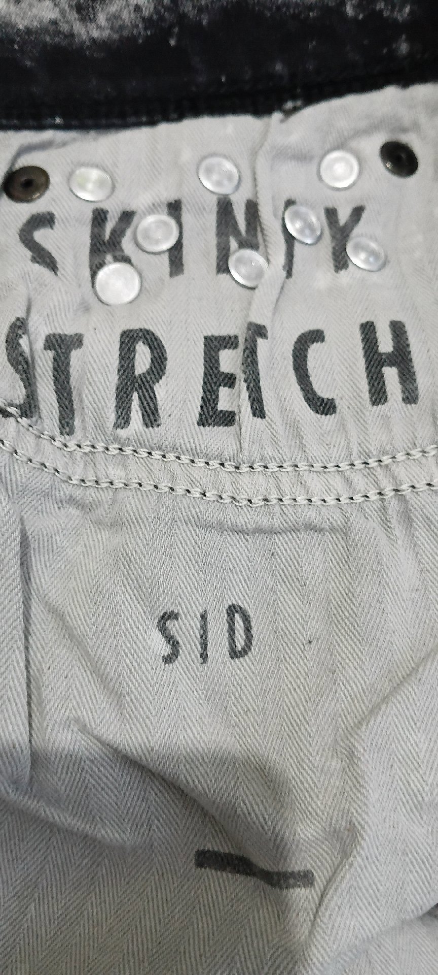River Island Black Acid Wash Skinny Jeans – UK 30S, River Island, UK 30S, Excellent condition — preloved on SilentSale®