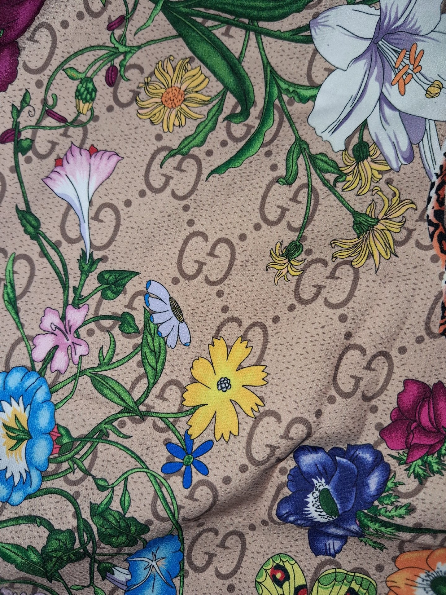 Gucci Floral Print Swim Shorts, Gucci, S, Excellent condition — preloved on SilentSale®