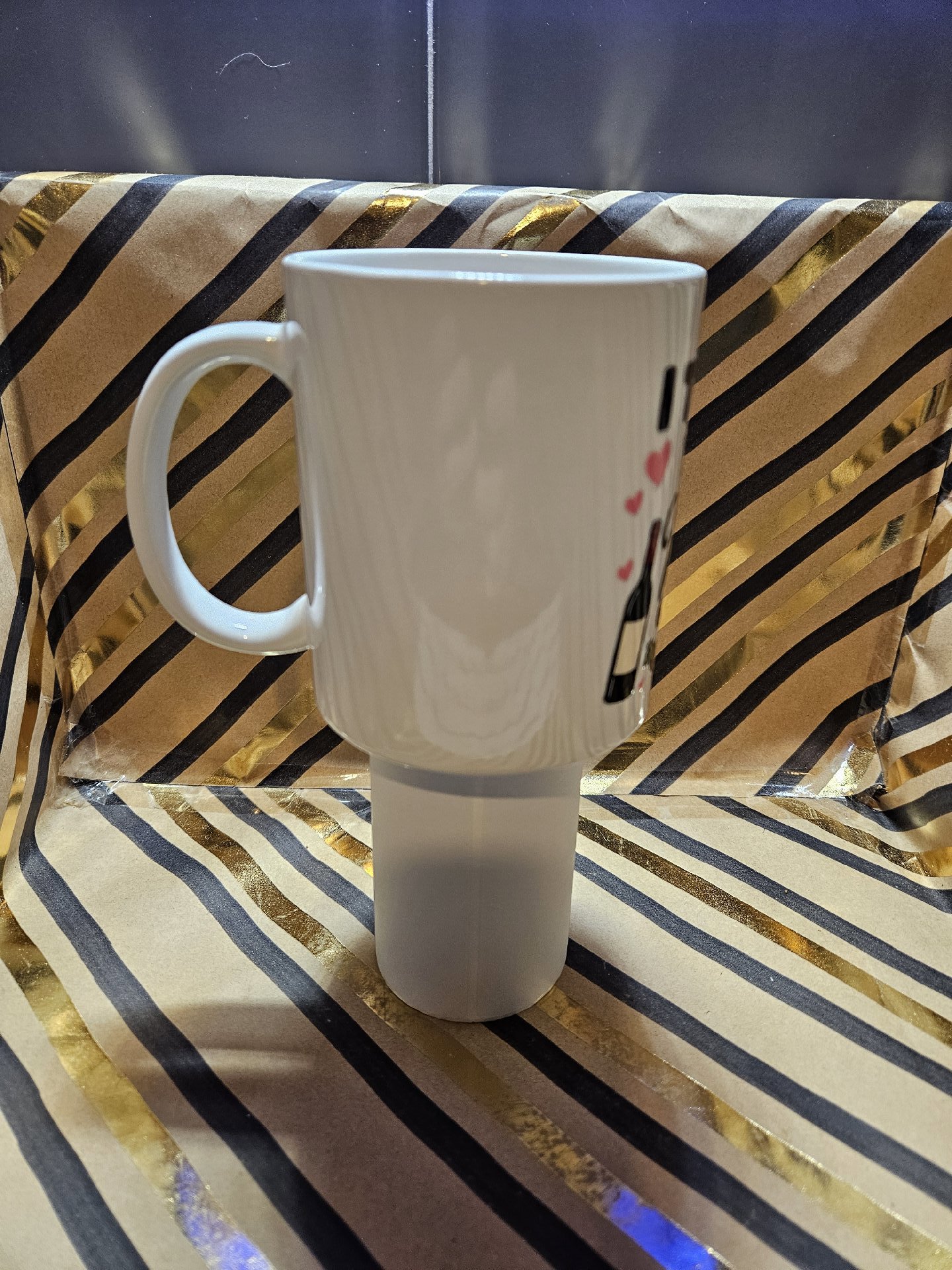 Novelty Wine Themed Mug with Car Cup Holder Base, Unbranded, One Size, New condition — preloved on SilentSale®