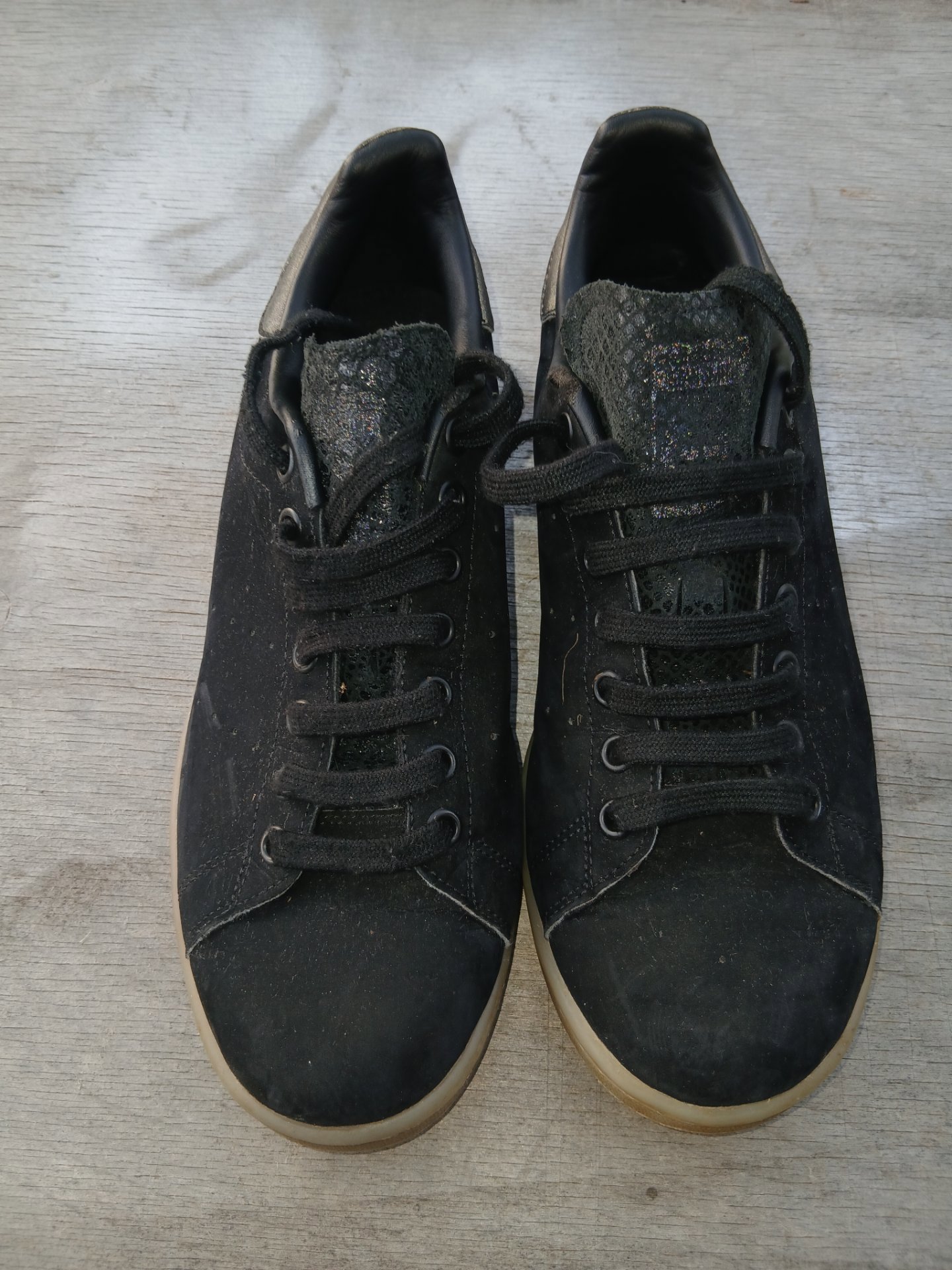 Adidas Black Suede Stan Smith Trainers, Adidas, 7.5, Good condition — preloved on SilentSale®