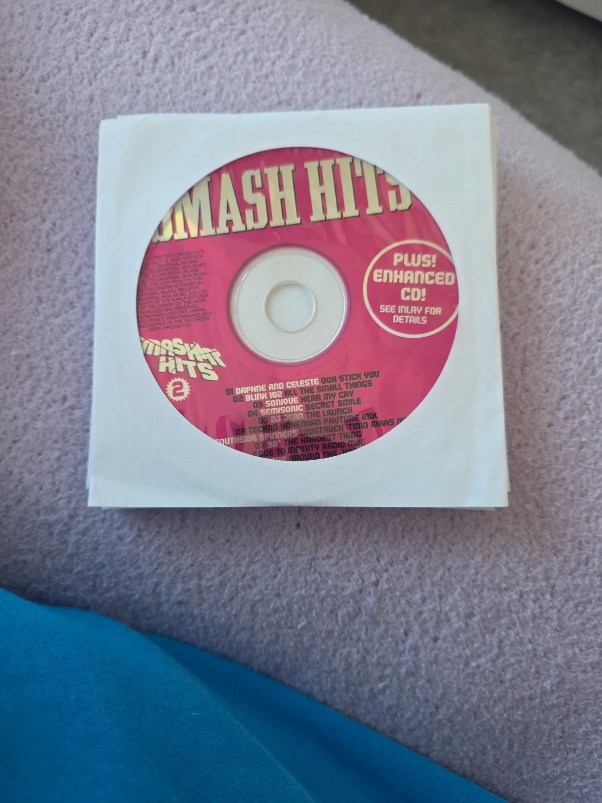 Smash Hits CDs, Unbranded, One Size, Excellent condition — preloved on SilentSale®