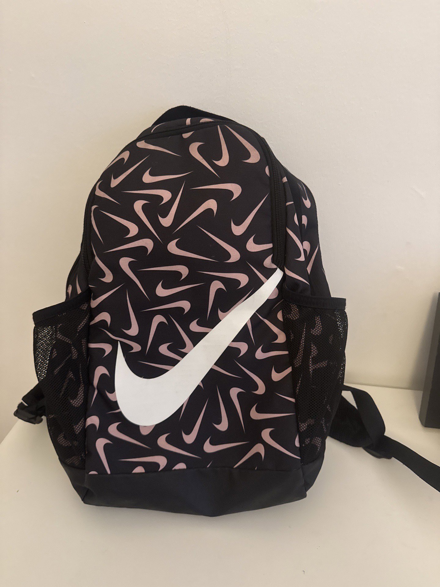 Nike Black and Pink Logo Print Backpack, Nike, One Size, Excellent condition — preloved on SilentSale®