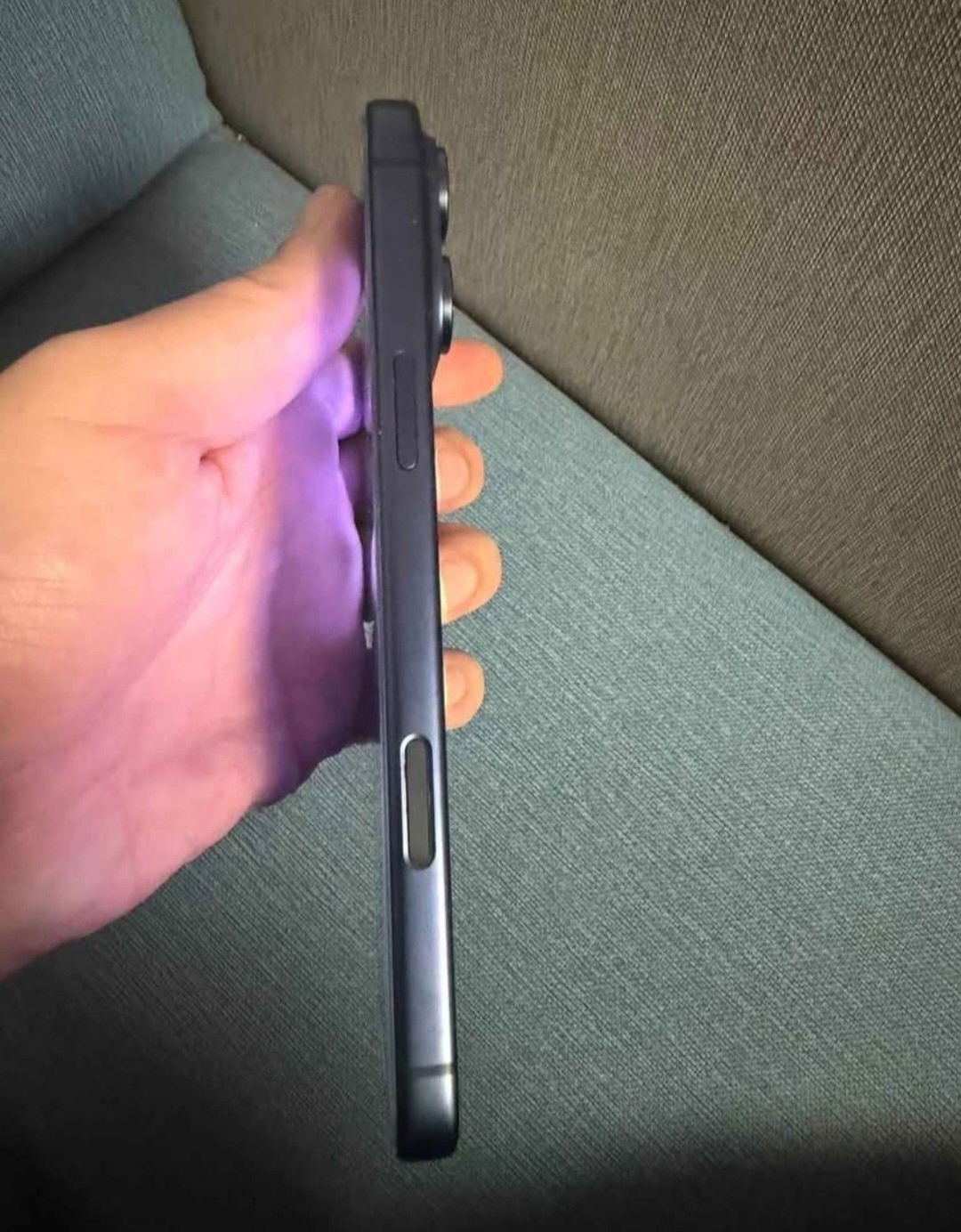 Apple I Phone 17 Pro Max 2TB Blue Smartphone , Apple, 2TB, Like New condition — preloved on SilentSale®