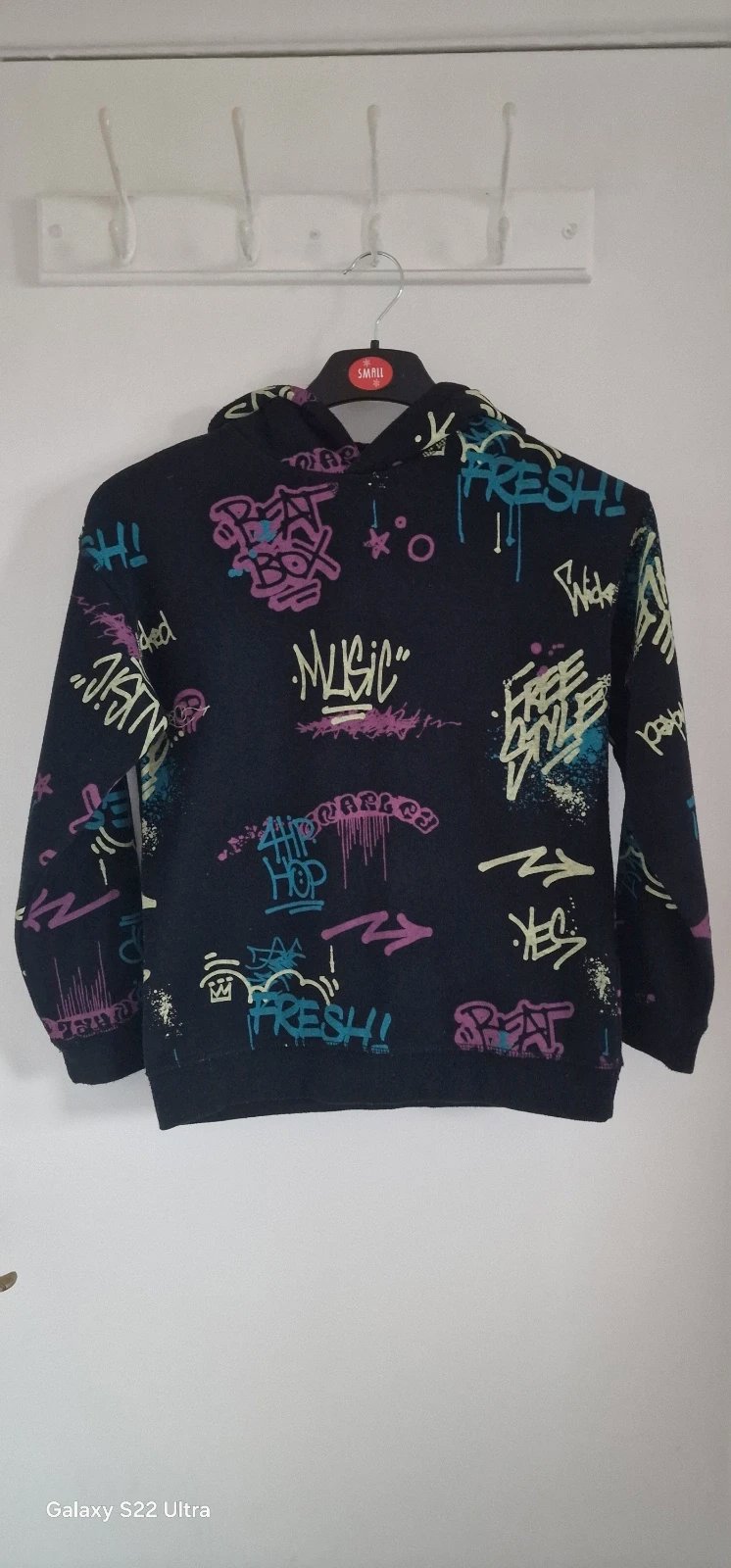 Girls hoodie, Primark, 11 years / 146 cm, Excellent condition — preloved on SilentSale®