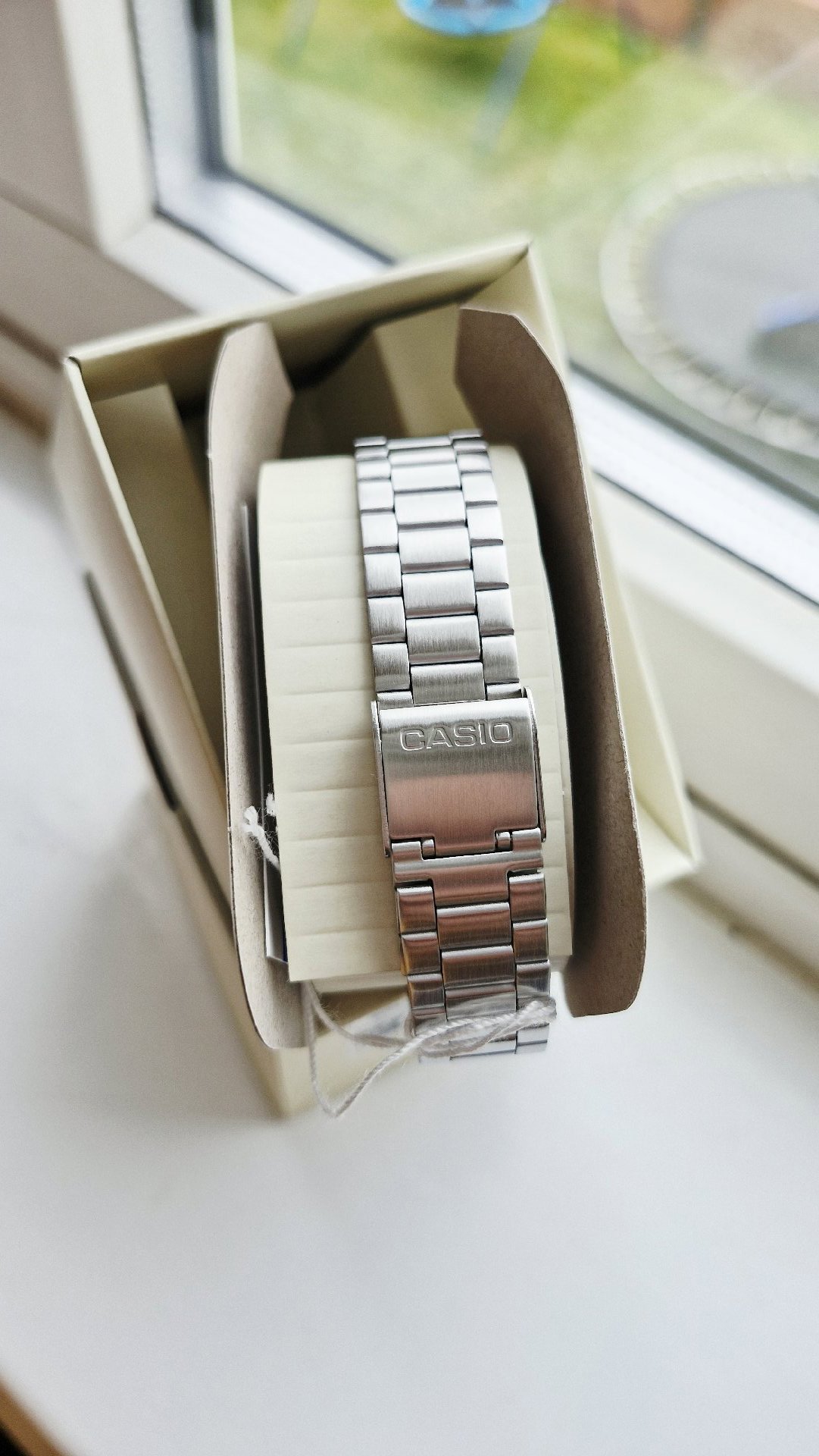 Casio Vintage Alarm Chronograph Watch Silver Tone Stainless Steel , Casio, 38mm, New condition — preloved on SilentSale®