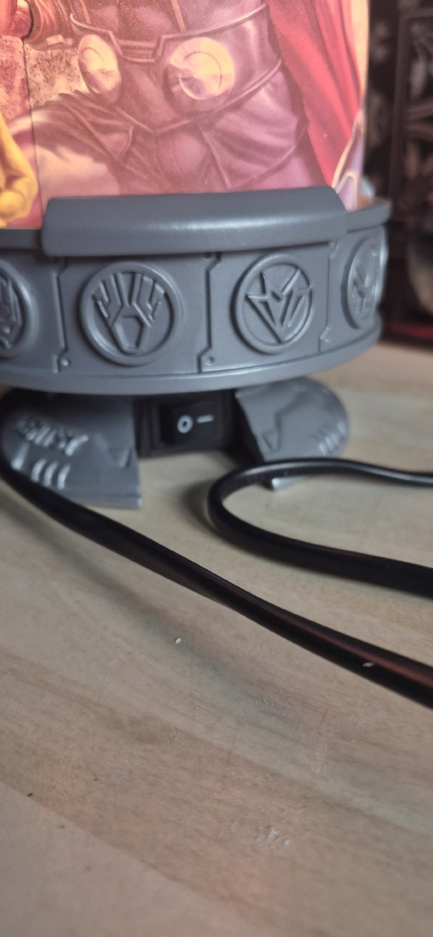 Scentsy Avengers Themed Electric Wax Melt Burner, Scentsy, Medium, Excellent condition — preloved on SilentSale®