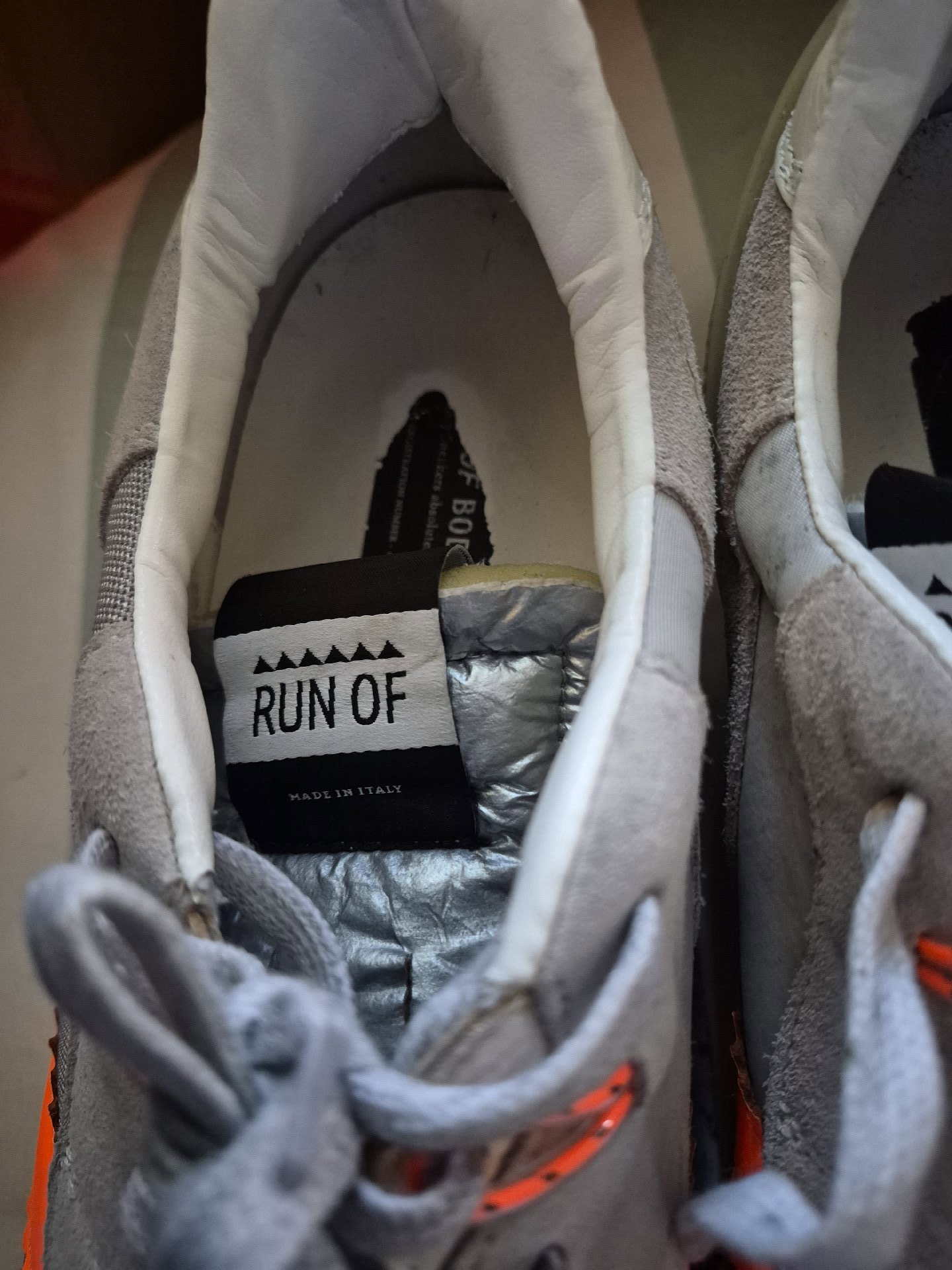 Run Of  Matthew perle trainers, run of Matthew, 9, New condition — preloved on SilentSale®