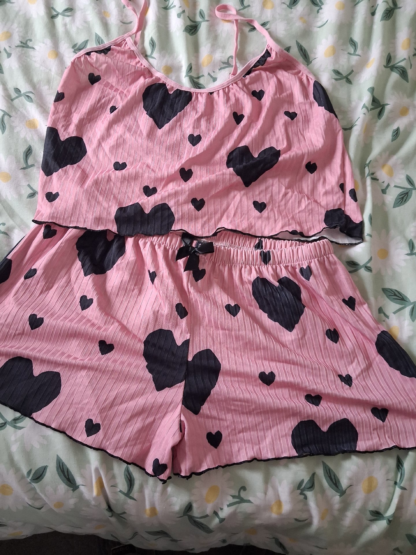 Pink Heart Print Cami Top and Shorts Set, Unbranded, XXL, New condition — preloved on SilentSale®