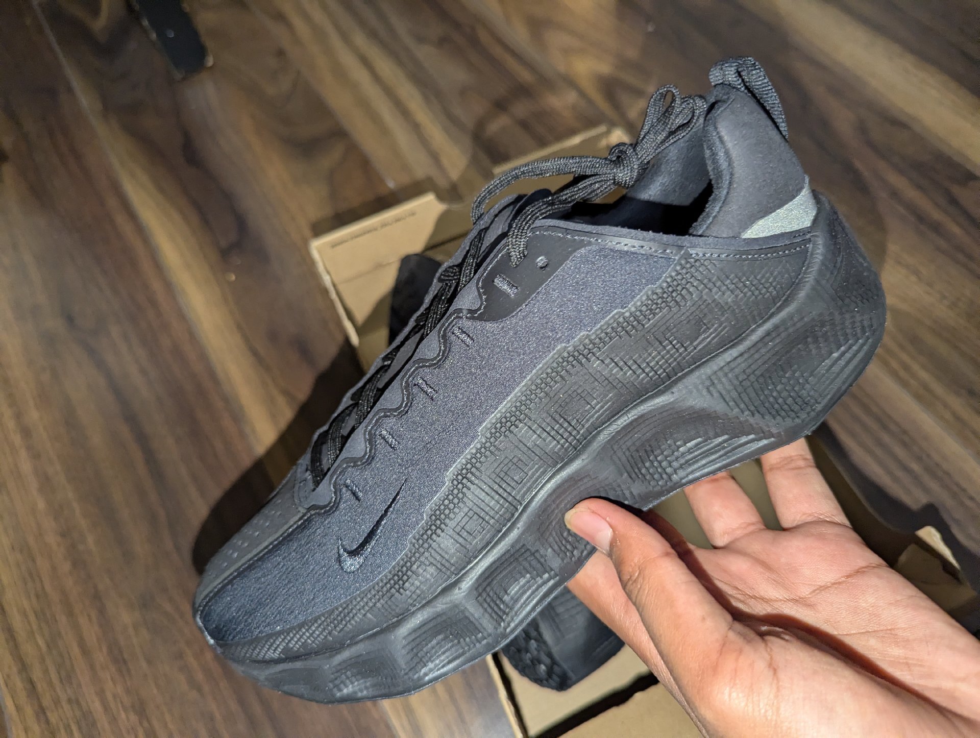 Nike Black Running Trainers – UK 6, Nike, 6, New condition — preloved on SilentSale®