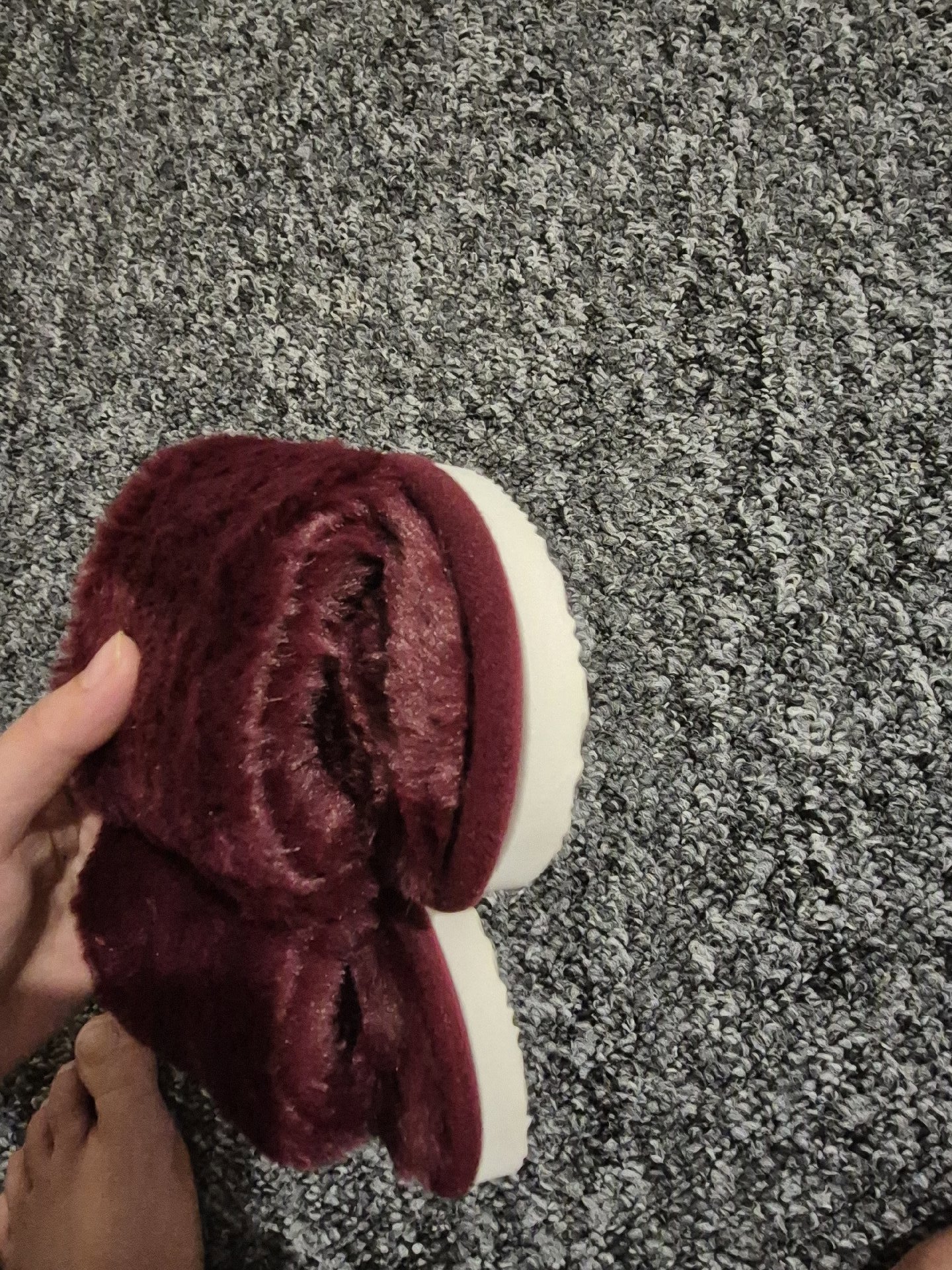 Burgundy Faux Fur Slippers, Unbranded, 4, Excellent condition — preloved on SilentSale®