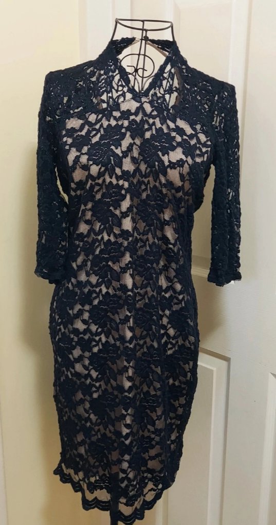 Navy Lace Bodycon Midi Dress, Atmosphere, 12, Excellent condition — preloved on SilentSale®