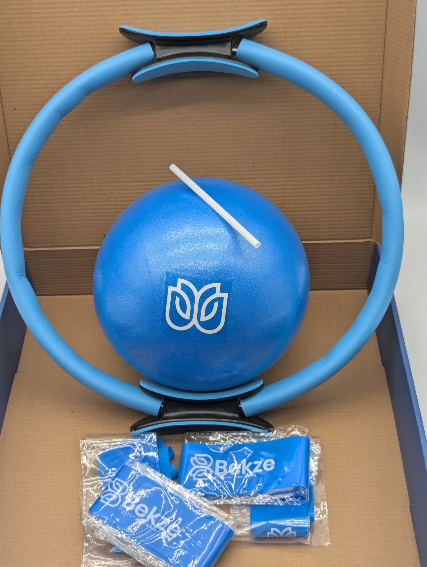Bekze Pilates Ring Set with Mini Ball and Resistance Bands, Bekze, One Size, New condition — preloved on SilentSale®