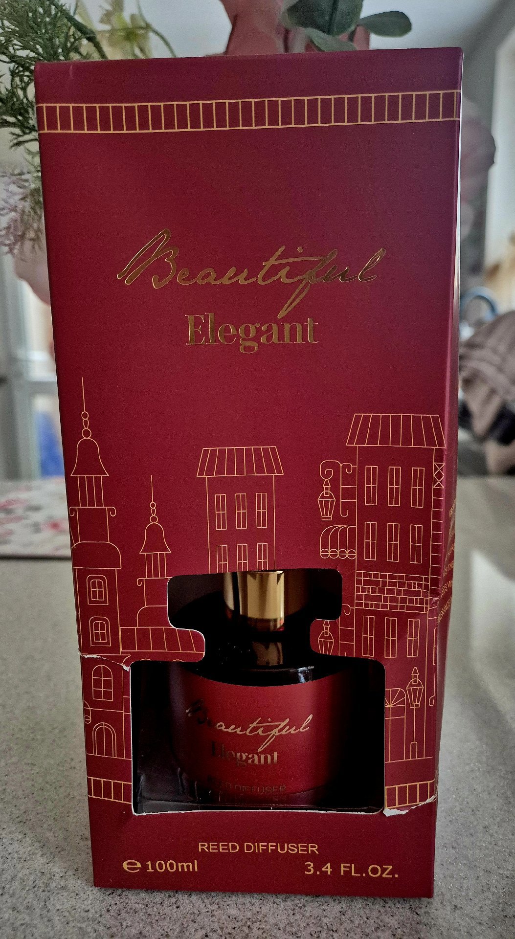 CANDLE BUNDLE +Beautiful Elegant Reed Diffuser 100ml, Reed, 100ml, Excellent condition — preloved on SilentSale®