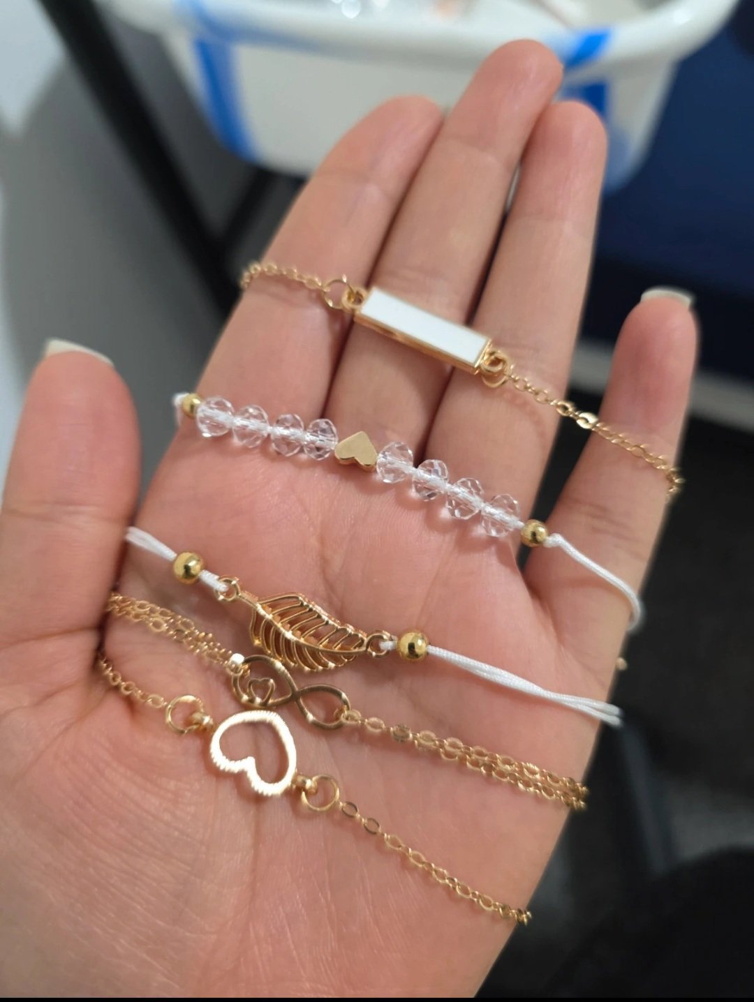 Set of 5 brecelate , Unbranded, One Size, New condition — preloved on SilentSale®