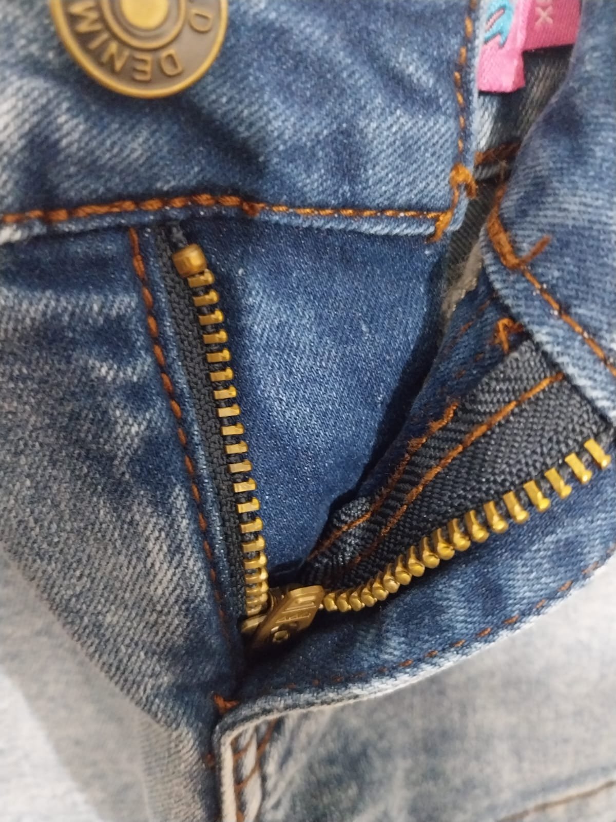 Edikted Shorts, Edikted, XS, Excellent condition — preloved on SilentSale®