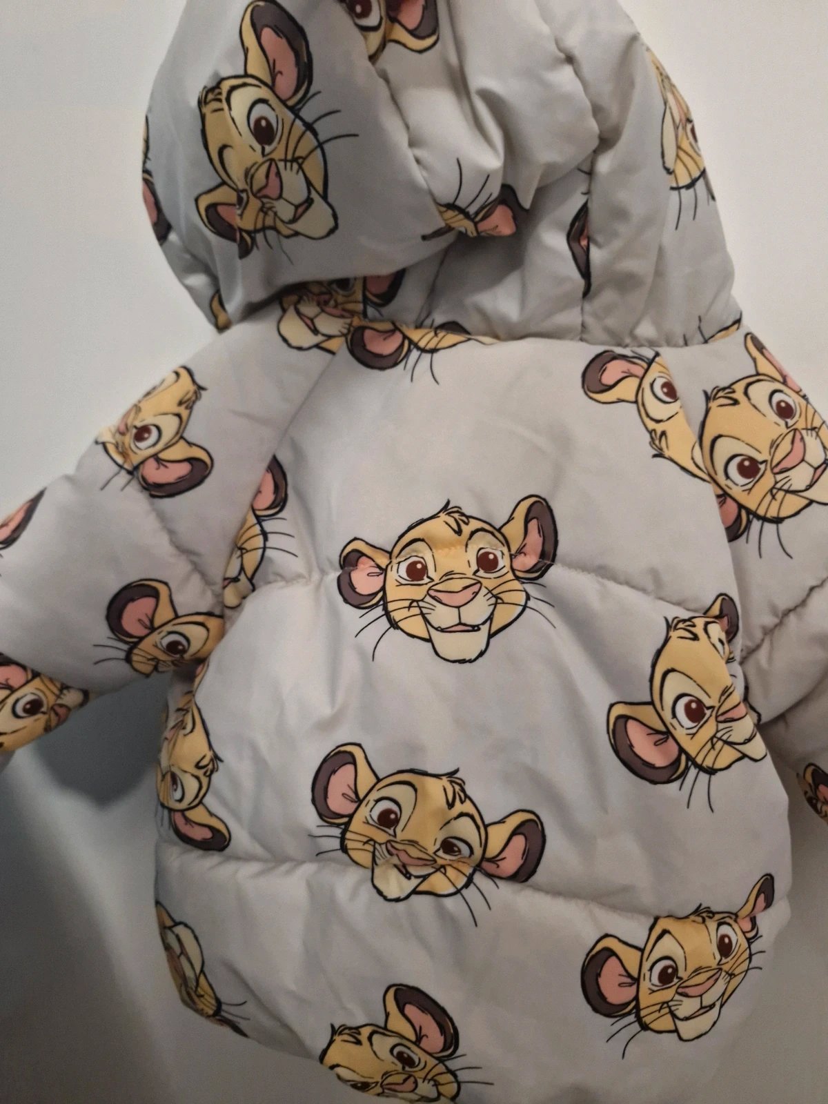Lion king baby coat, Disney x Primark, 3-6M, Excellent condition — preloved on SilentSale®