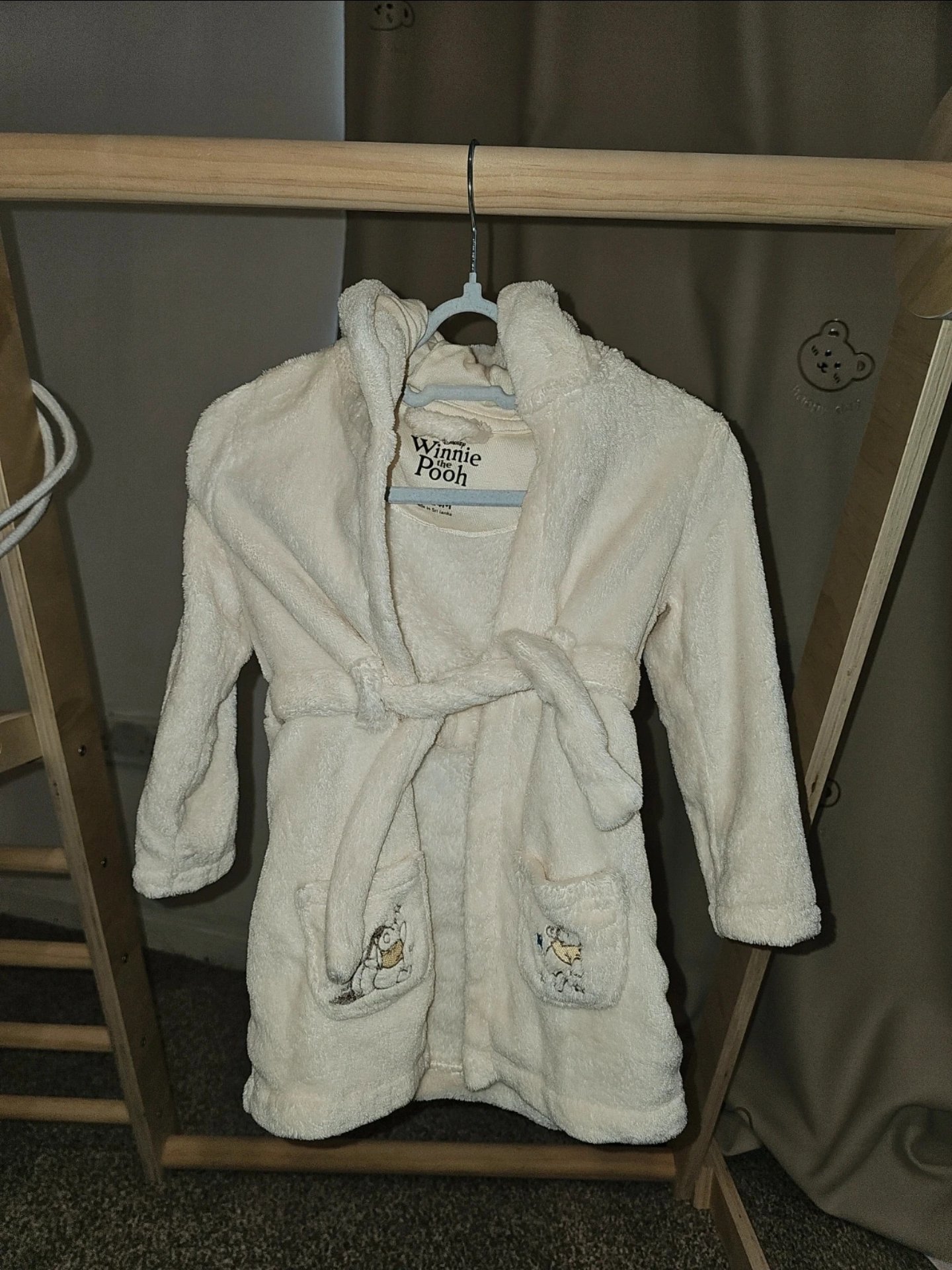 Baby bathrobes, Winnie The Pooh, 18-24M, New condition — preloved on SilentSale®