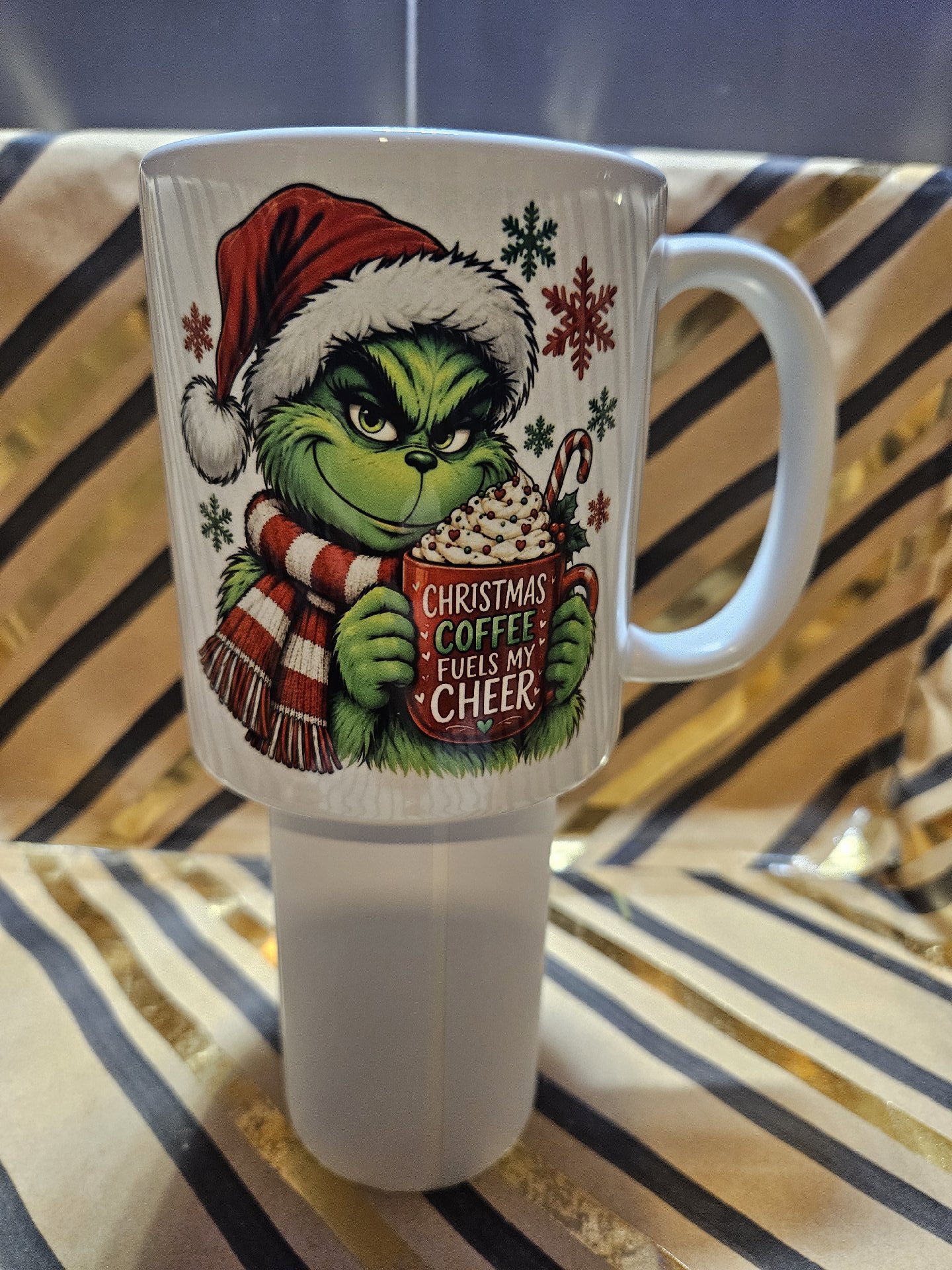 Christmas Grinch Ceramic Coffee Mug, Unbranded, One Size, New condition — preloved on SilentSale®