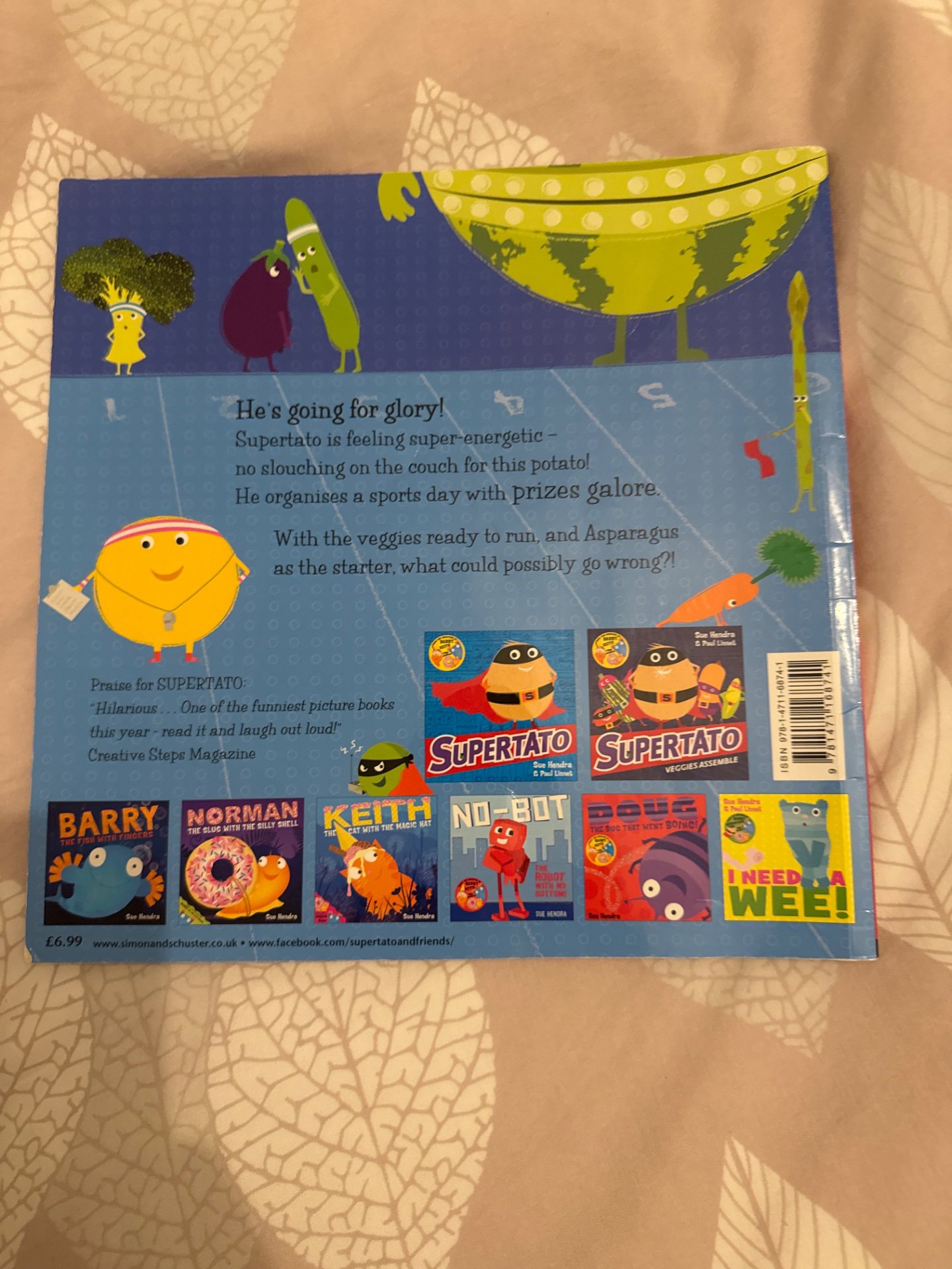 Supertato Run Veggies Run Children's Picture Book, Unbranded, One Size, Excellent condition — preloved on SilentSale®