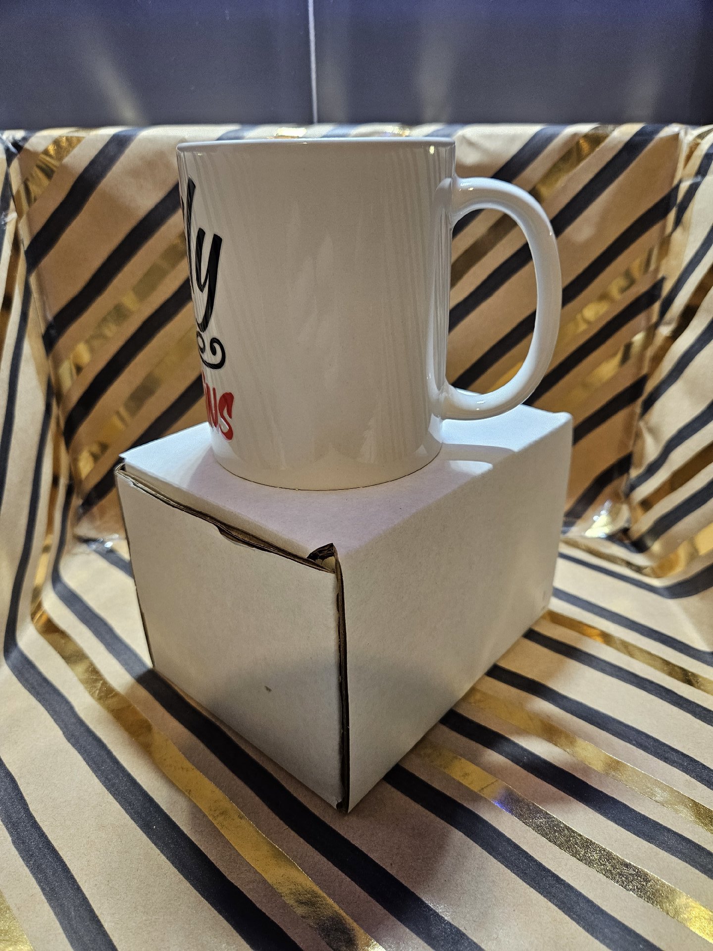 Ceramic Mug with Family Quote, Unbranded, One Size, New condition — preloved on SilentSale®