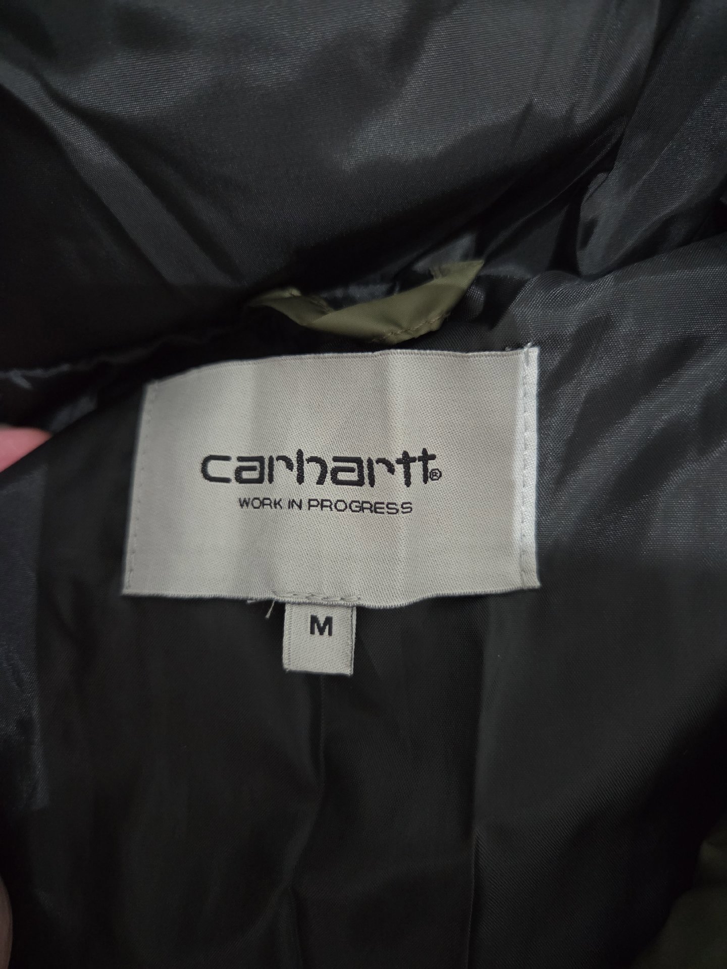 Mens Carhartt Puffer jacket Size Medium , Carhartt, M, New condition — preloved on SilentSale®