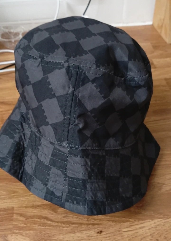 Camden Town Brewery Black Check Bucket Hat, Camden Town Brewery, S, Excellent condition — preloved on SilentSale®
