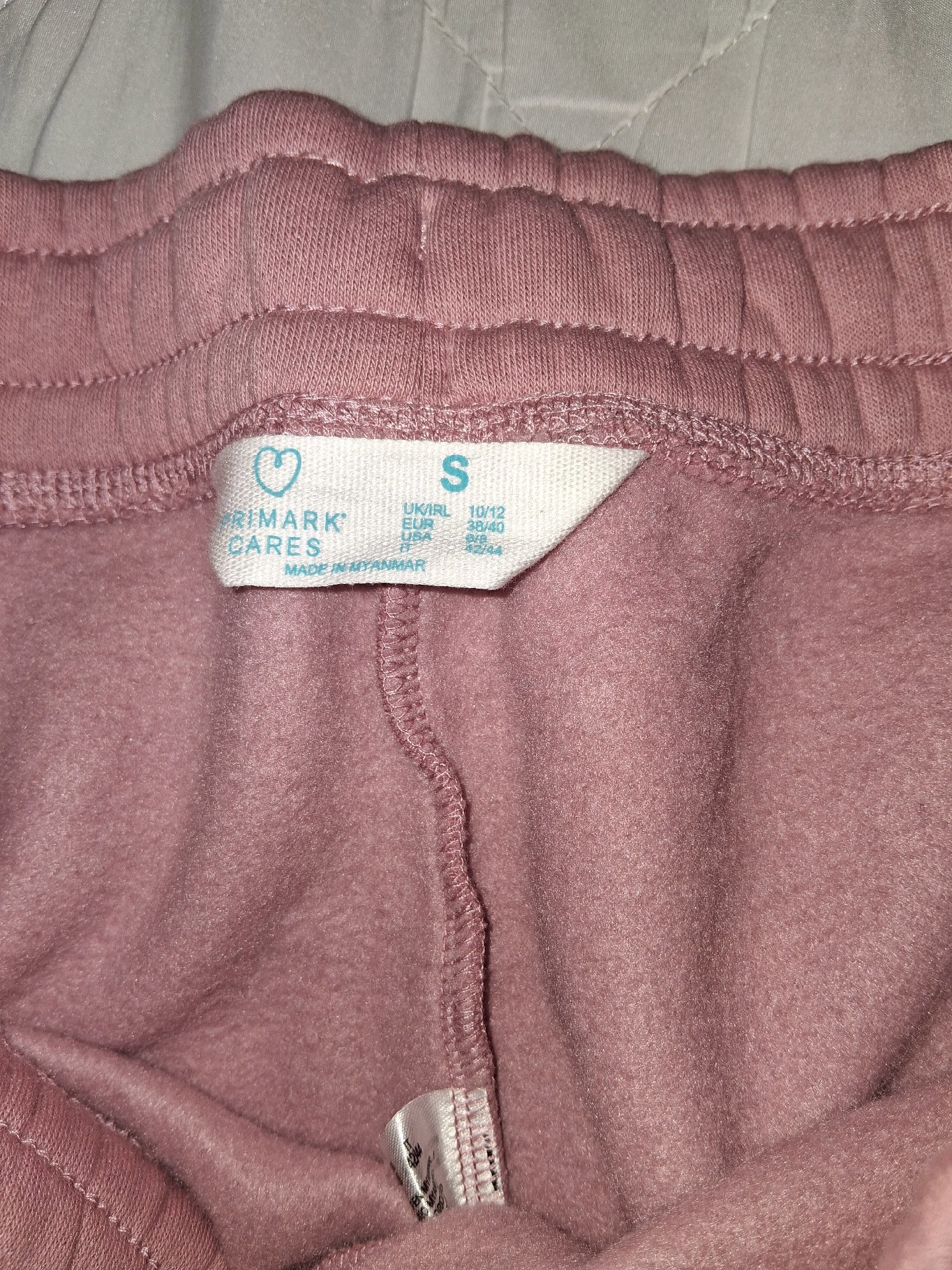 Primark Pink Fleece Joggers – Size S, Primark, S, New condition — preloved on SilentSale®