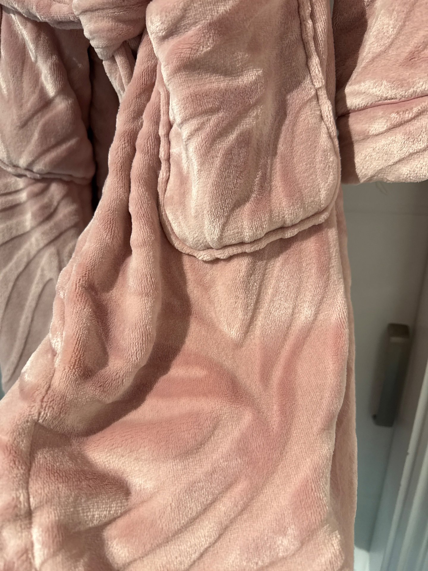 Always Dreaming Pink Plush Dressing Gown Robe – Size S, Always Dreaming, S, Excellent condition — preloved on SilentSale®