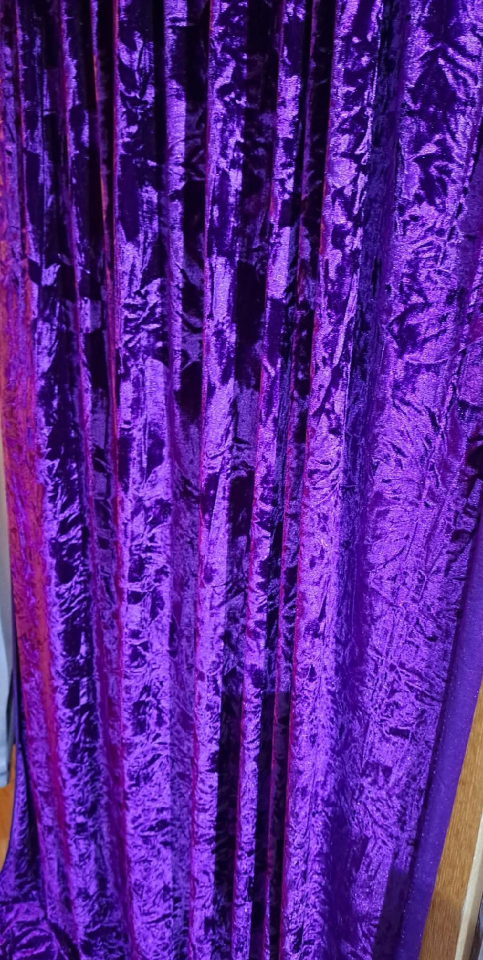 Purple Crushed Velvet Curtain Fabric, Velvet, One Size, Excellent condition — preloved on SilentSale®