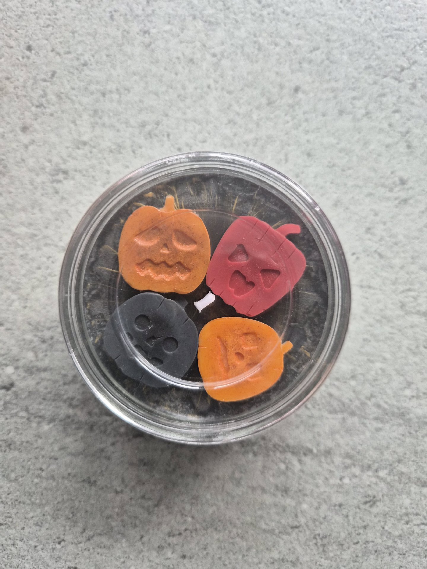Halloween Pumpkin Scented Candles Set of 2, Other, Small, New condition — preloved on SilentSale®