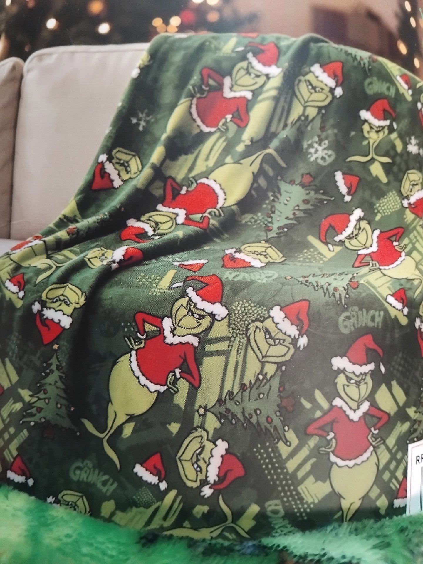 Flannel Mink Throw Double 150x200cm Grinch Christmas Design, cotton king, Double 150x200 cm, New condition — preloved on SilentSale®