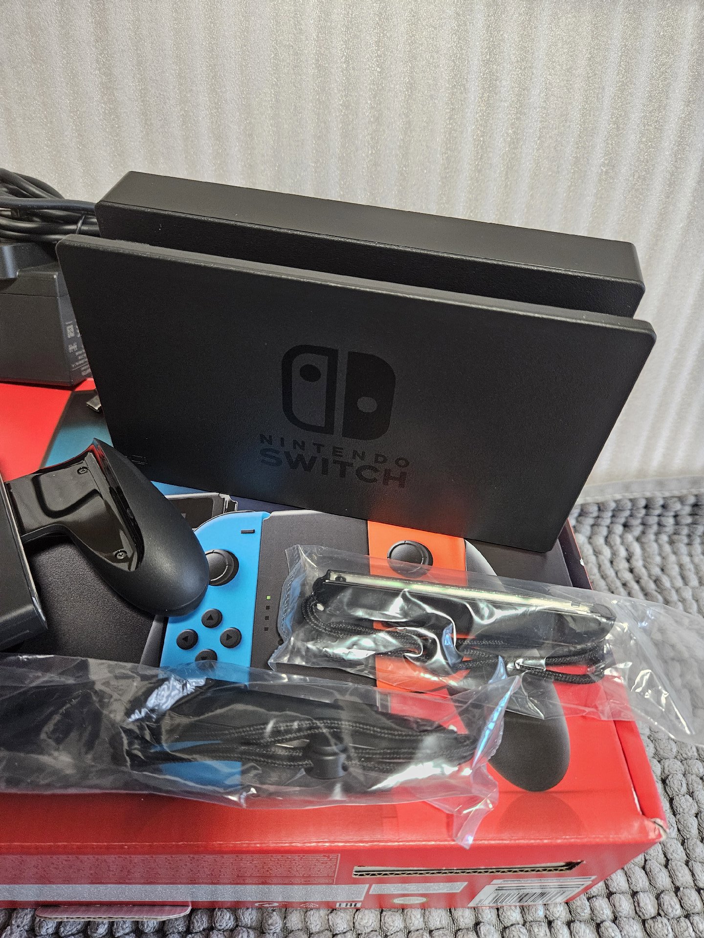 Nintendo Switch Console Neon Blue and Red Joy-Con, Nintendo, 256GB, New condition — preloved on SilentSale®