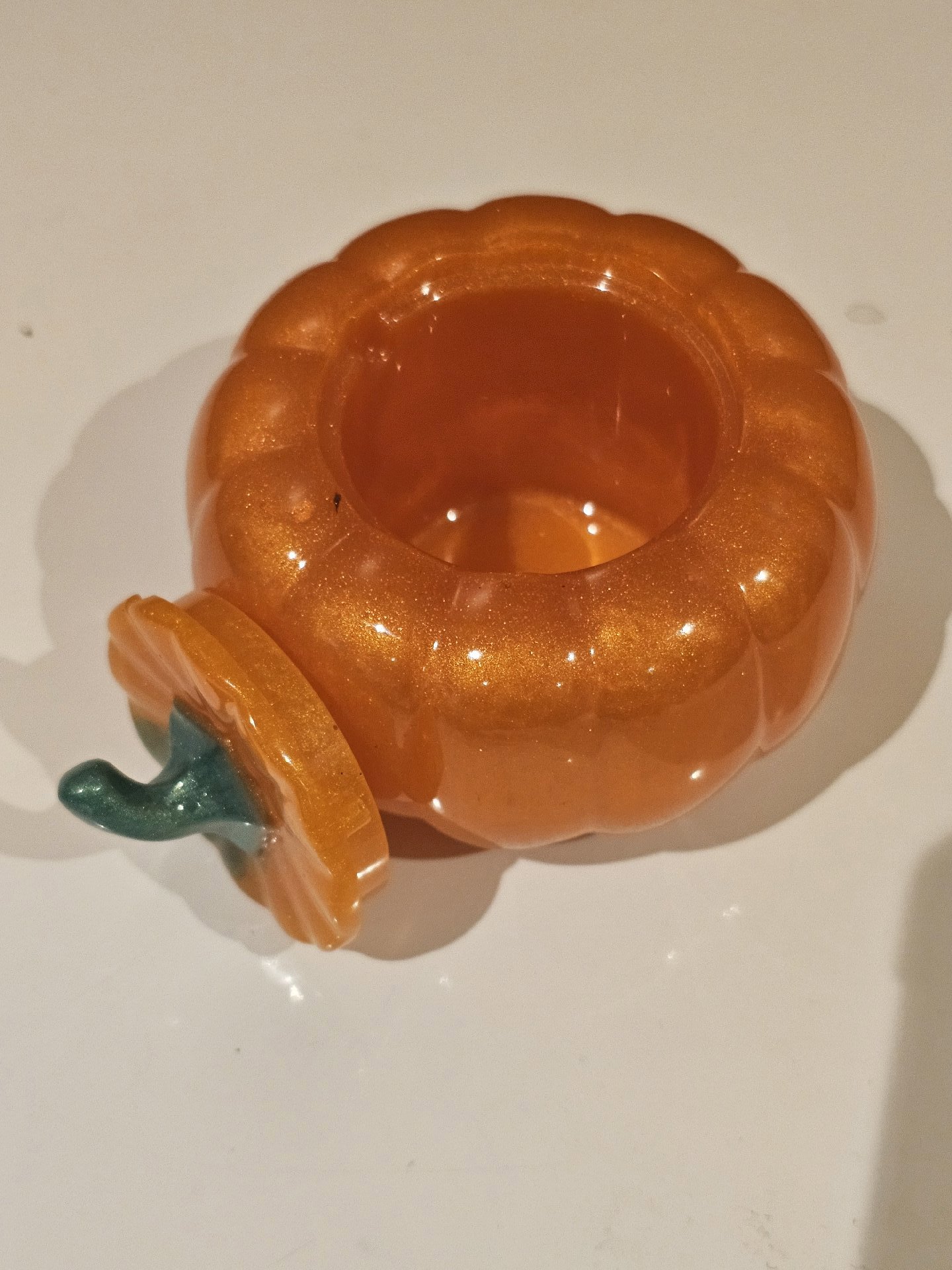 Orange Plastic Pumpkin Storage Container, resin, Large, New condition — preloved on SilentSale®