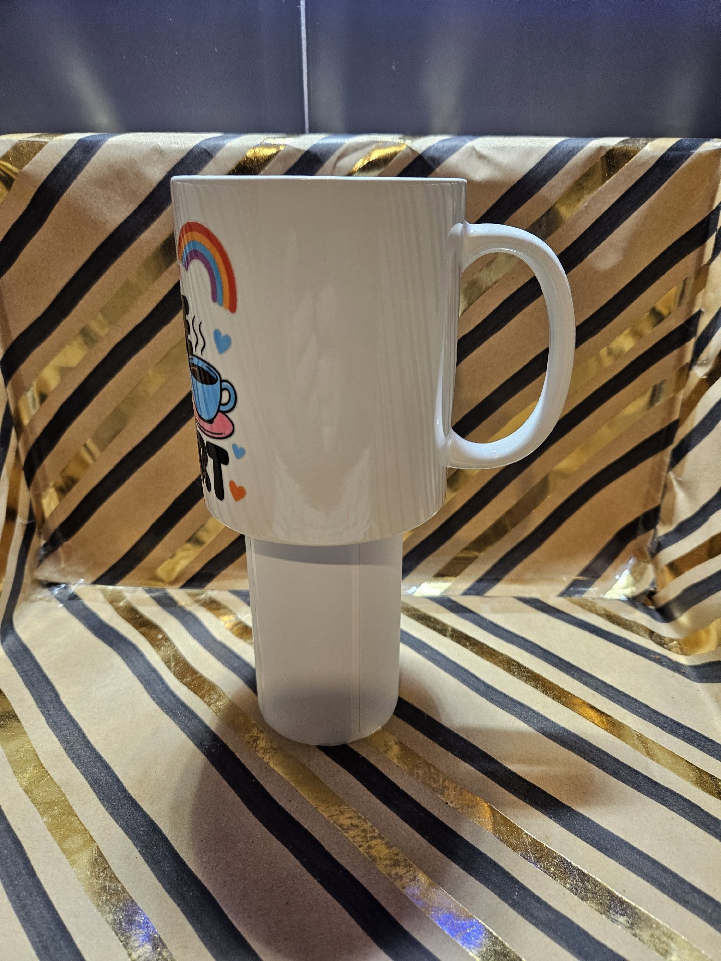 Ceramic Mug Hot Coffee Cold Heart Design, Unbranded, One Size, New condition — preloved on SilentSale®