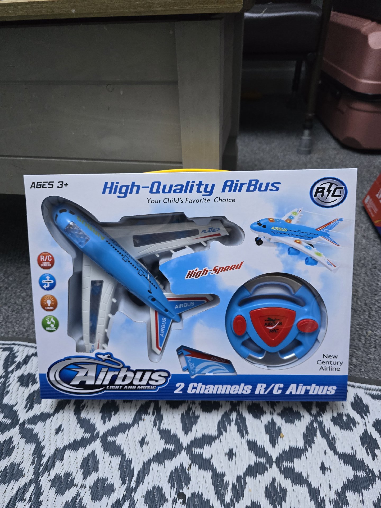 Airbus 2 Channels R/C Airplane Toy for Ages 3+, Airbus, One Size, New condition — preloved on SilentSale®